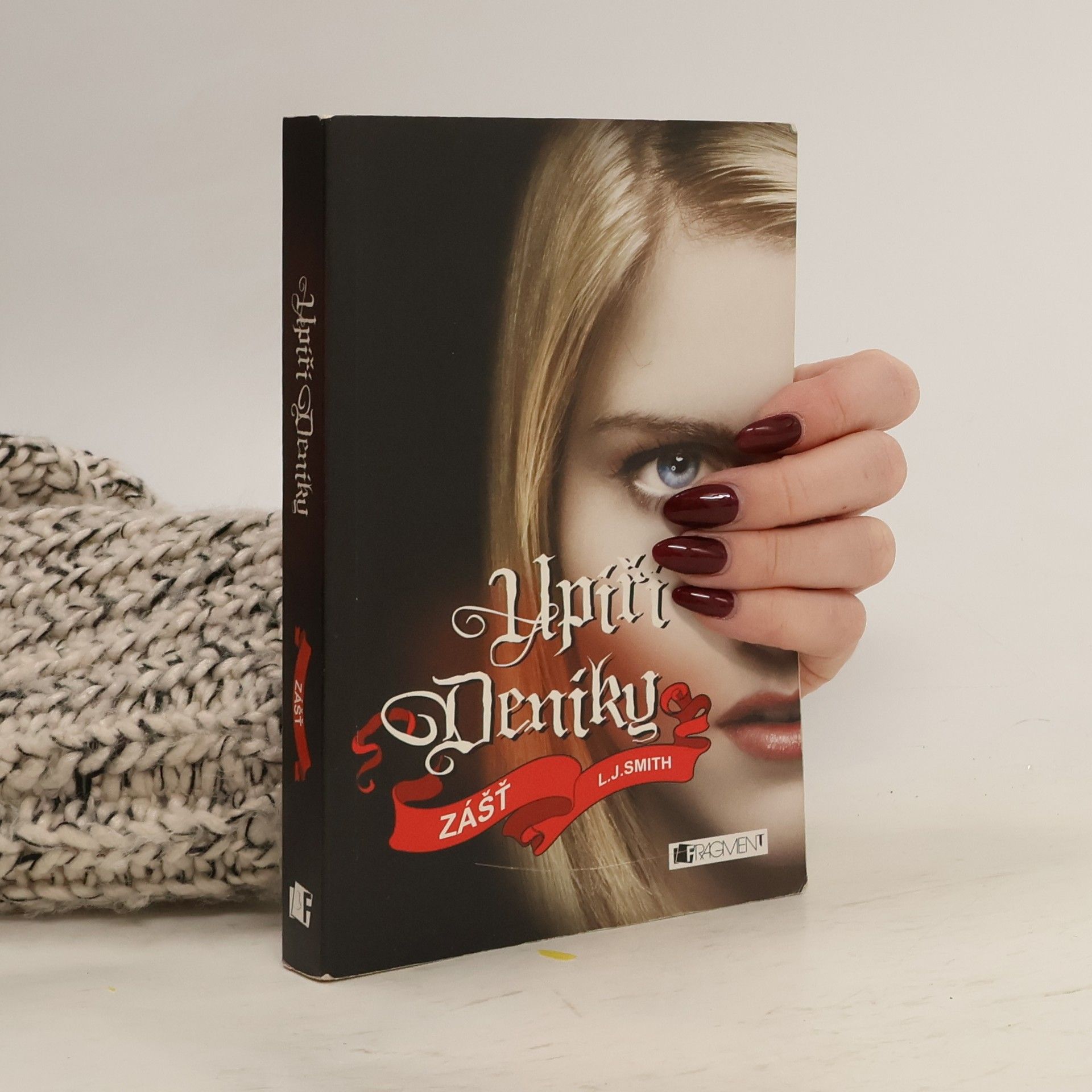 Lisa Jane Smith Upíří deníky. Zášť