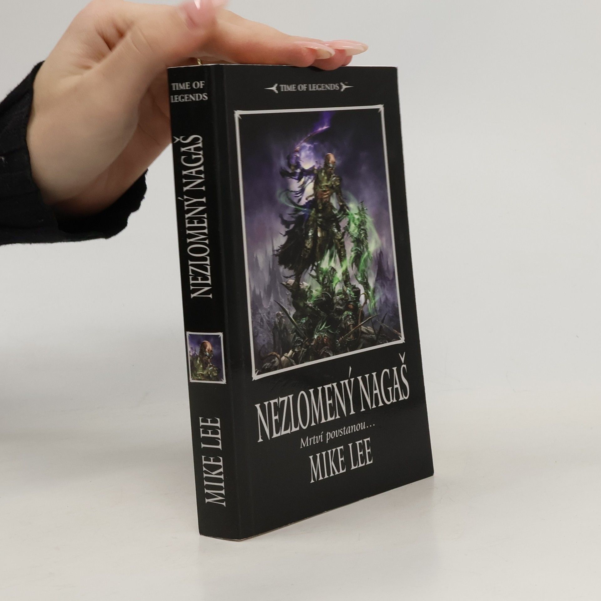 Mike Lee Nezlomený Nagaš