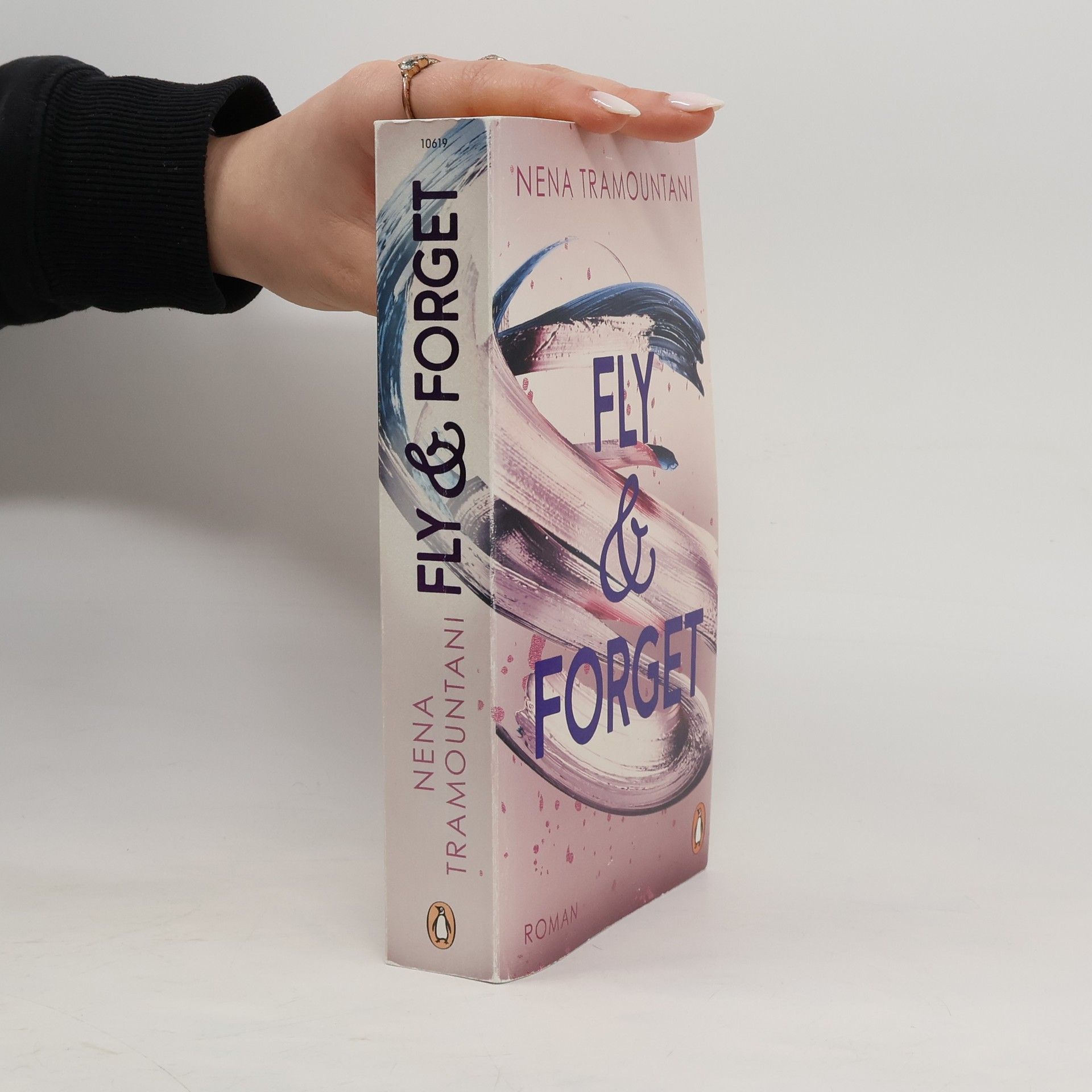 Nena Tramountani Fly & Forget