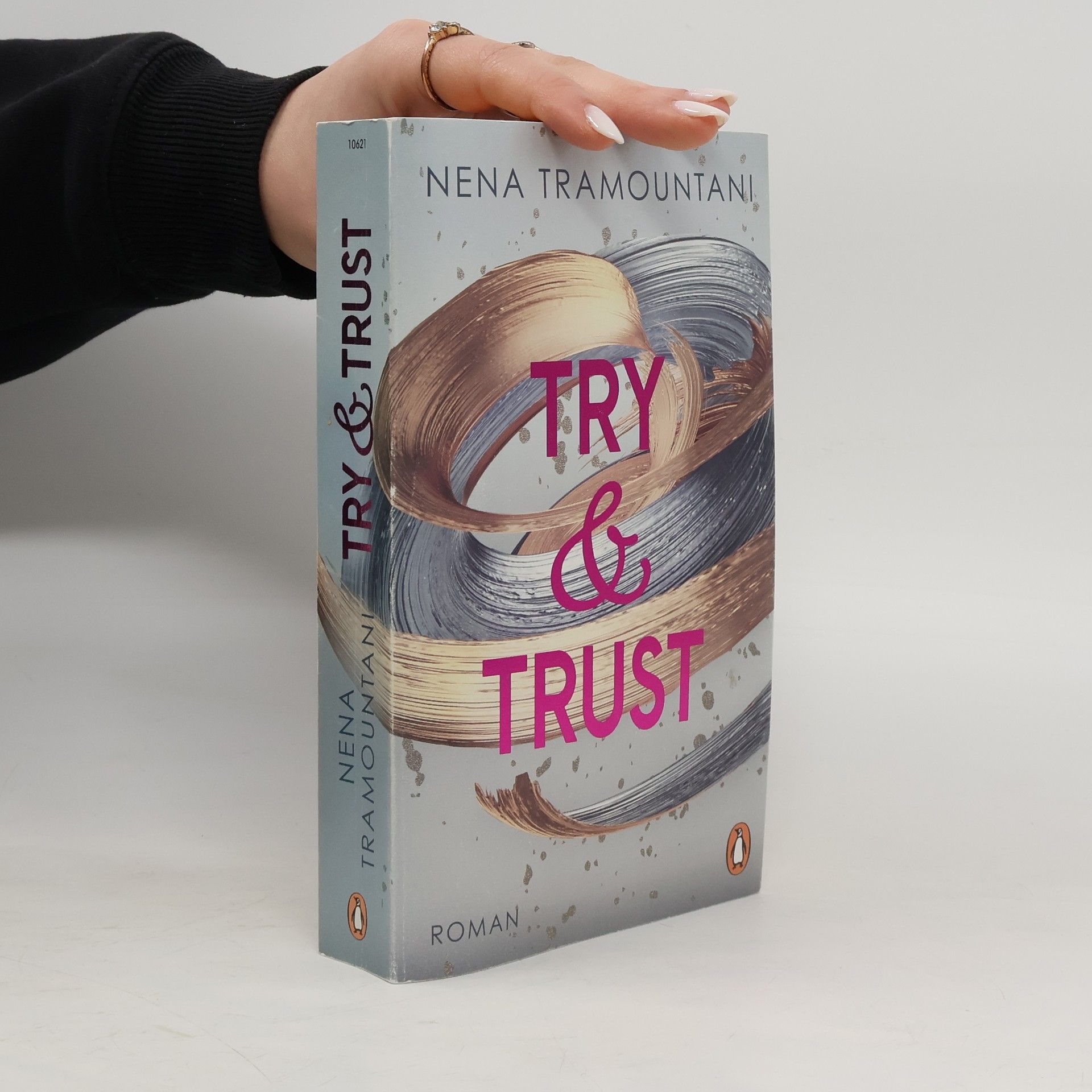 Nena Tramountani Try & Trust