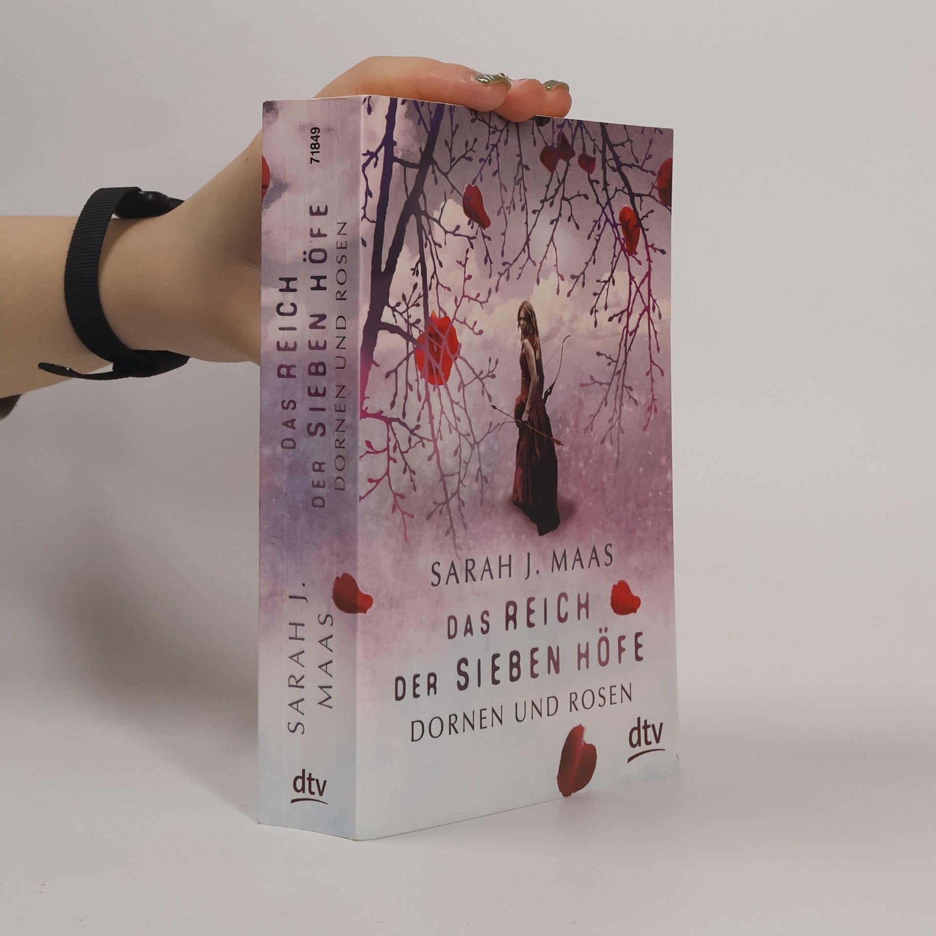 Sarah J. Maas Das Reich der sieben Höfe. Dornen und Rosen