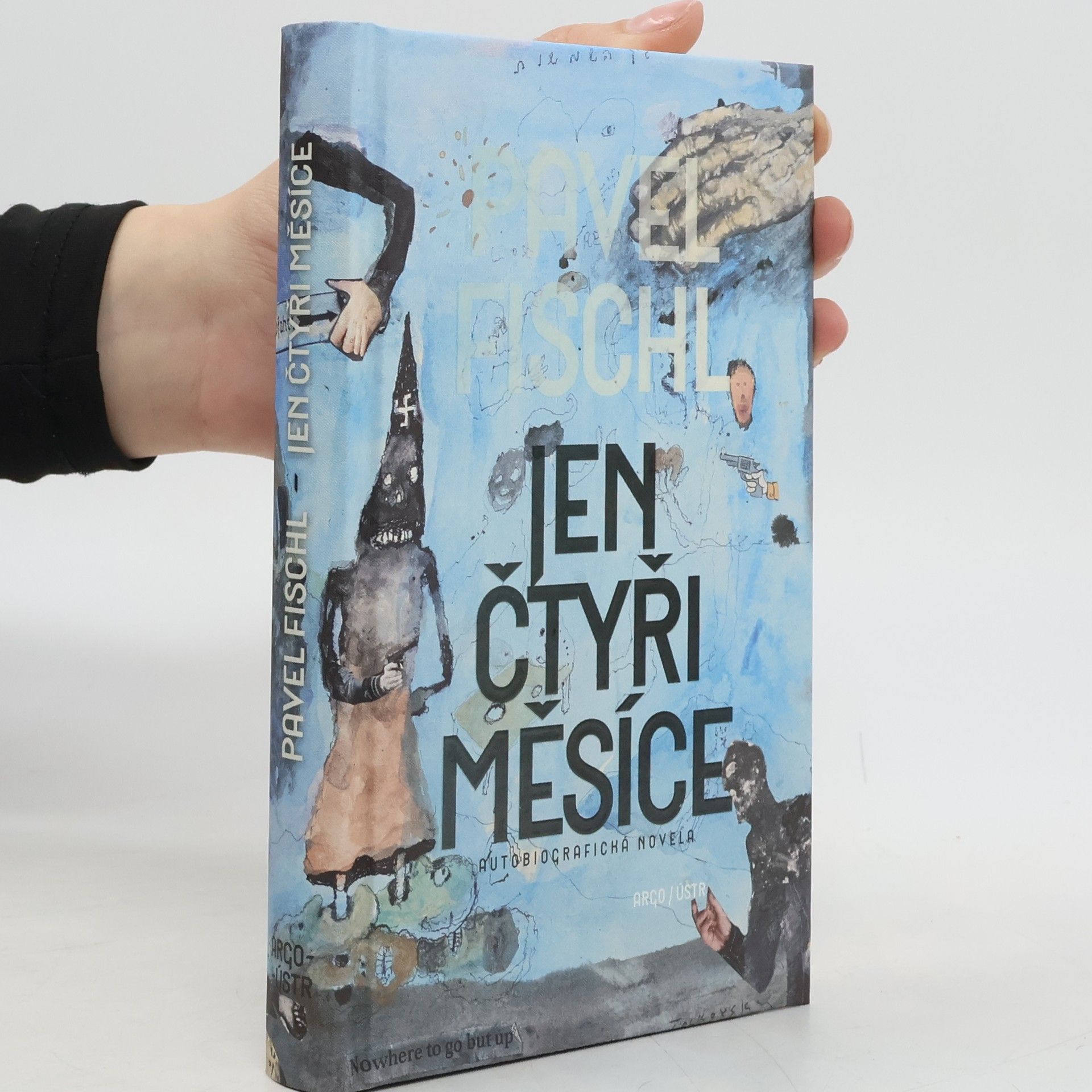 Jen čtyři měsíce