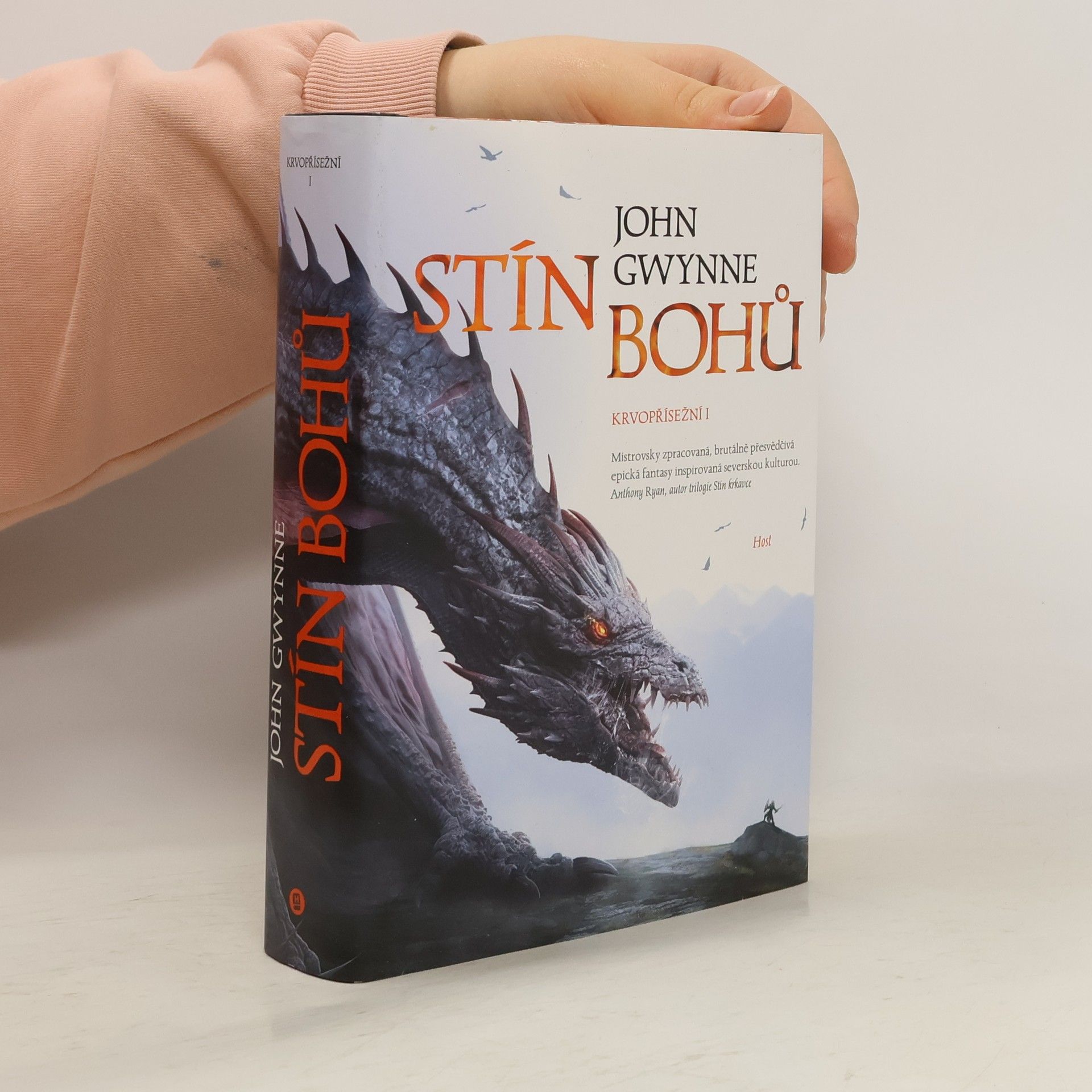 John Gwynne Stín bohů