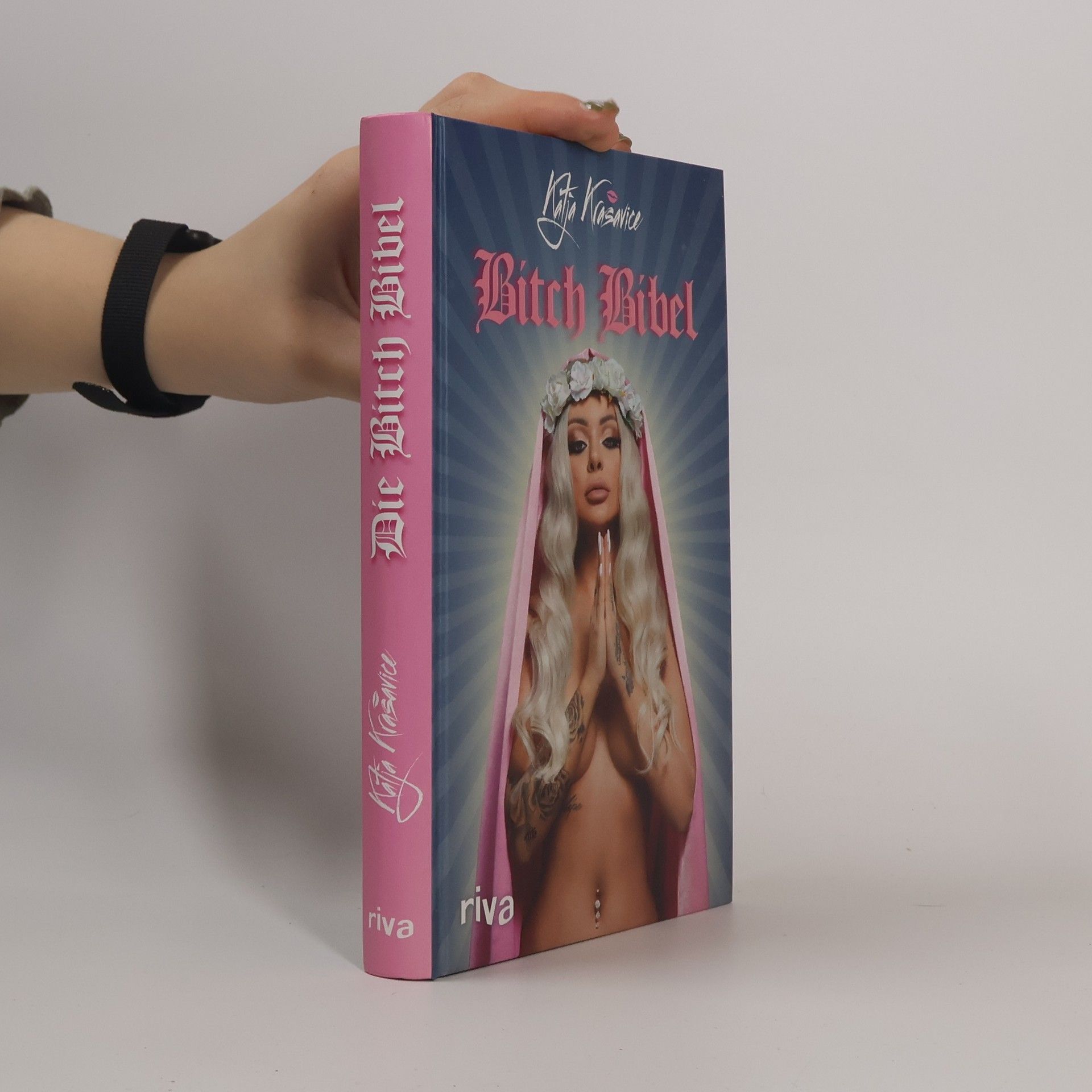 Katja Krasavice Die Bitch Bibel