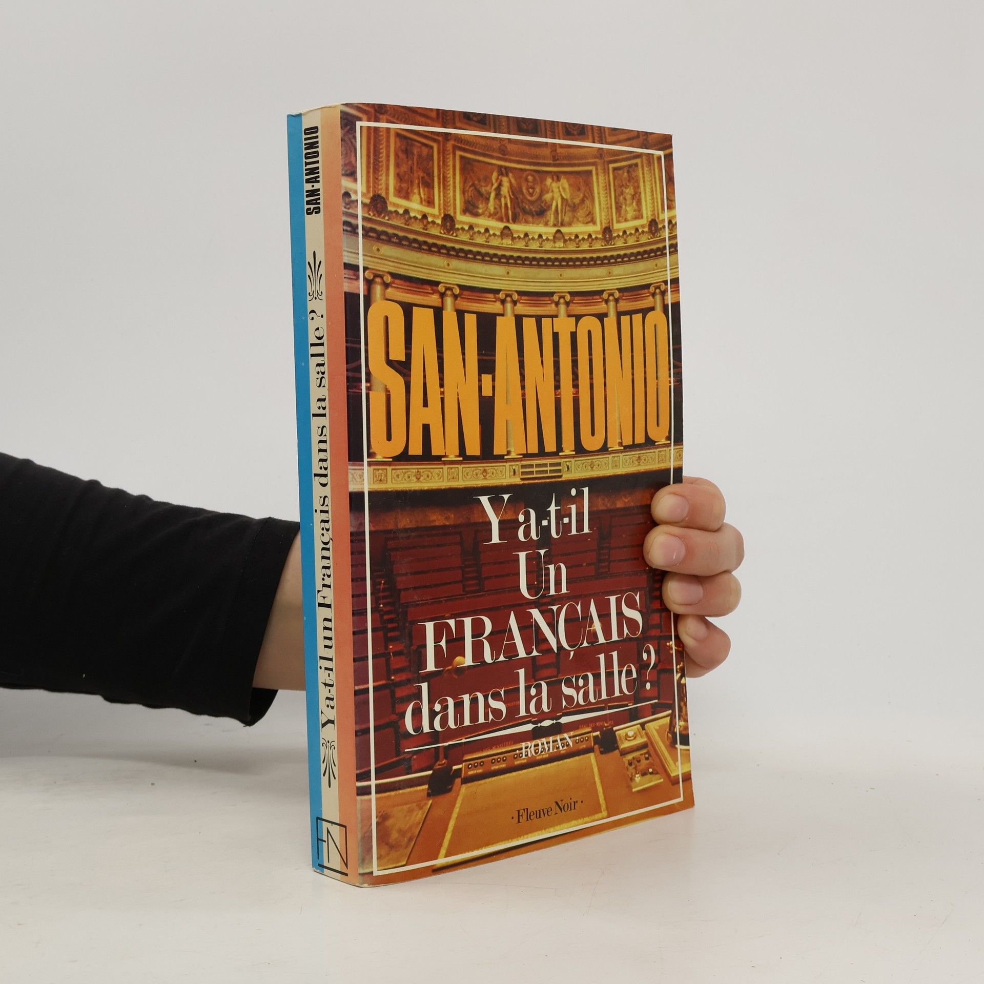 San-Antonio Y a-t-il un Français dans la salle?