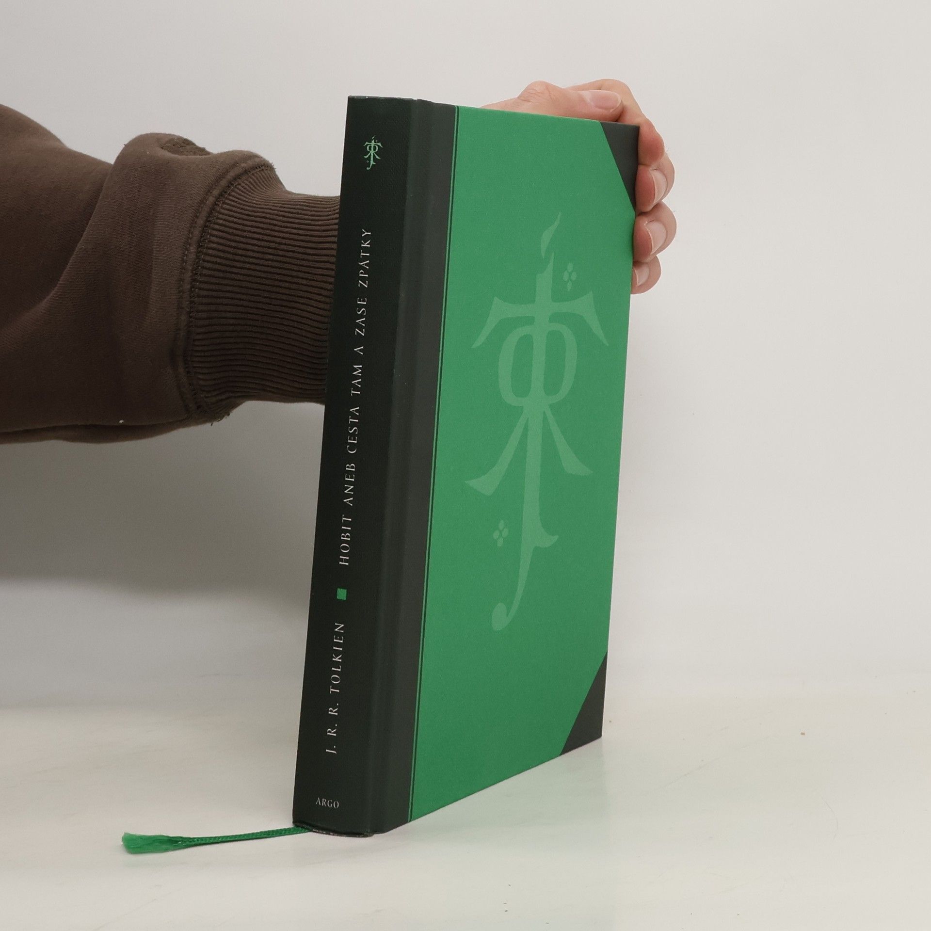 J. R. R. Tolkien Hobit, aneb, Cesta tam a zase zpátky