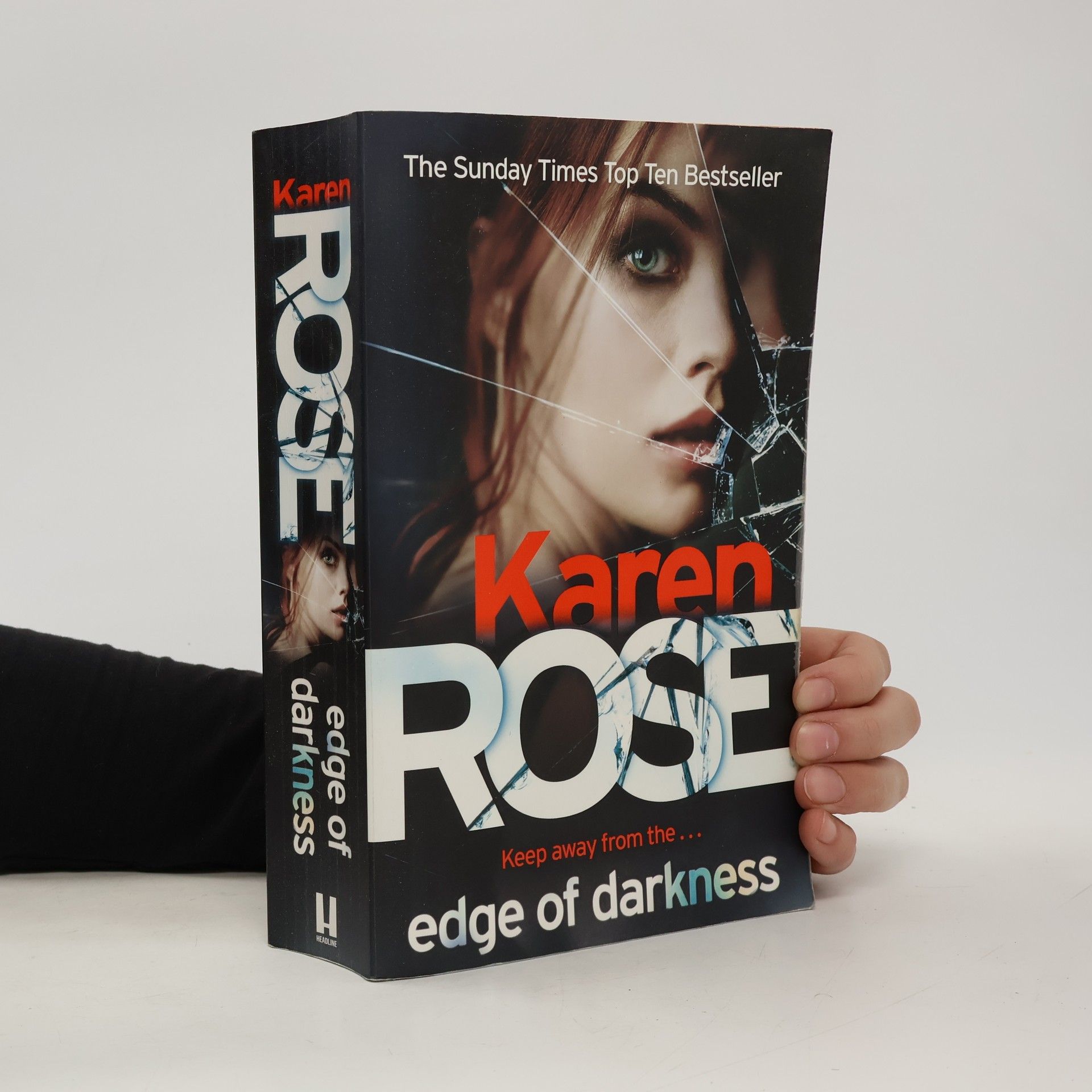 Karen Rose Edge of Darkness