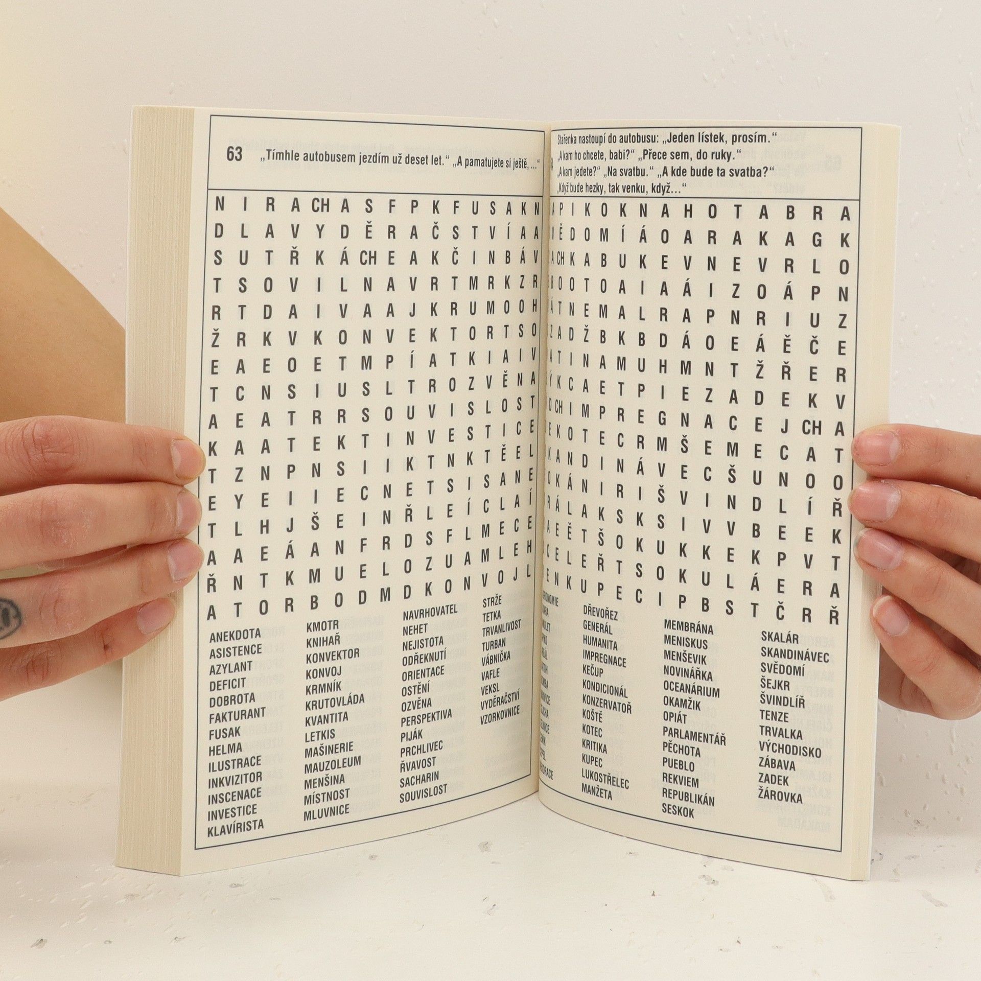 Autorenkollektiv 222 křížovek, 66 osmisměrek, 33 rébusů