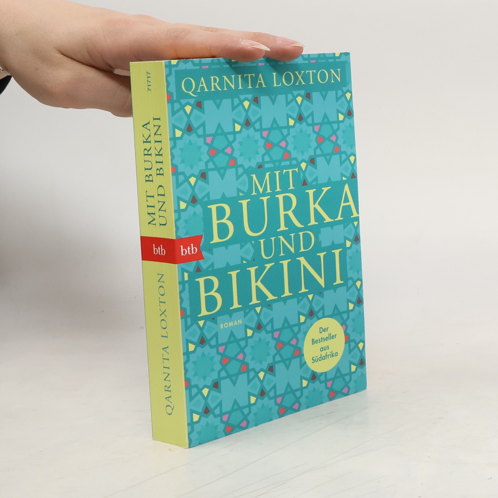 Mit Burka und Bikini