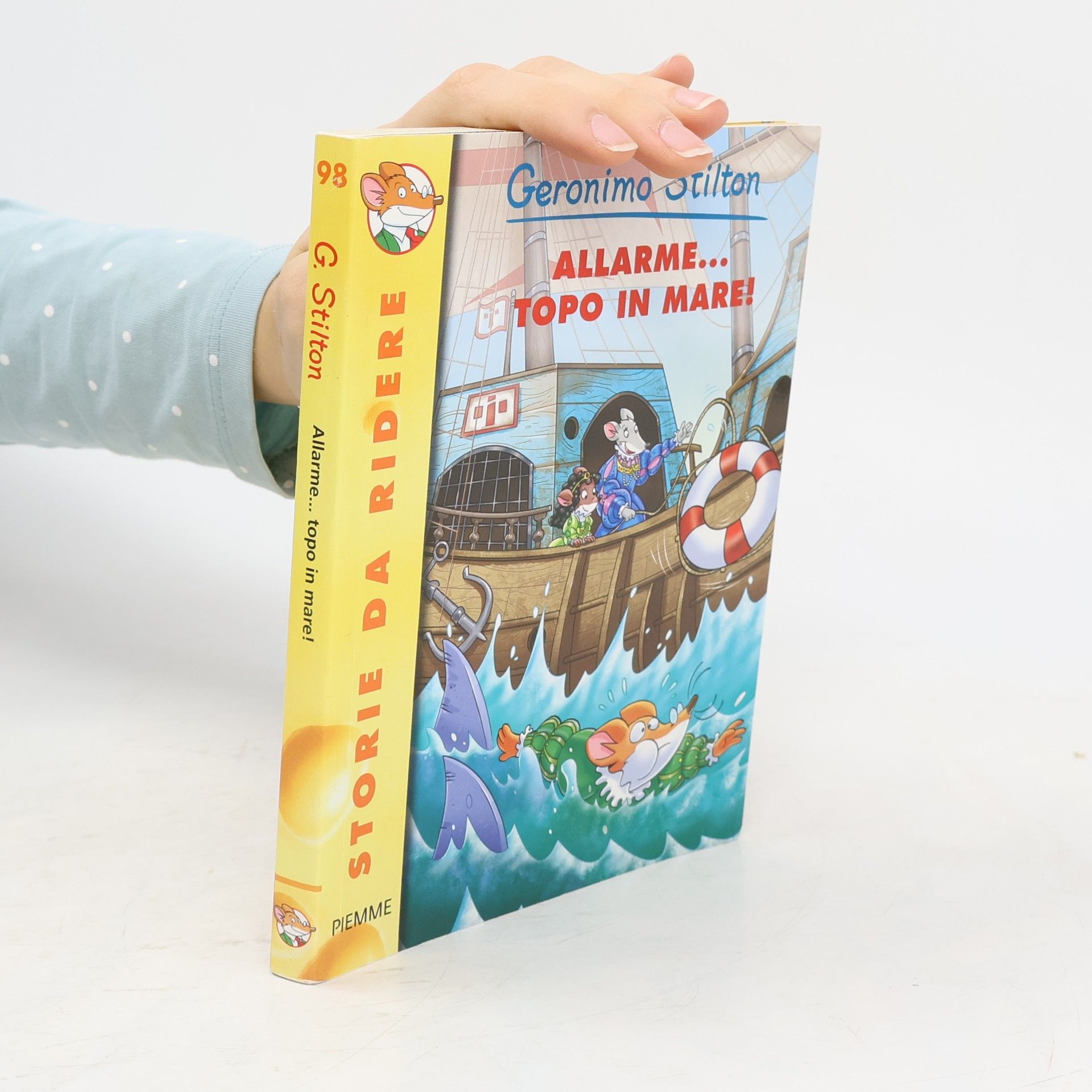 Elisabetta Dami Storie da ridere - 98: Allarme... topo in mare!