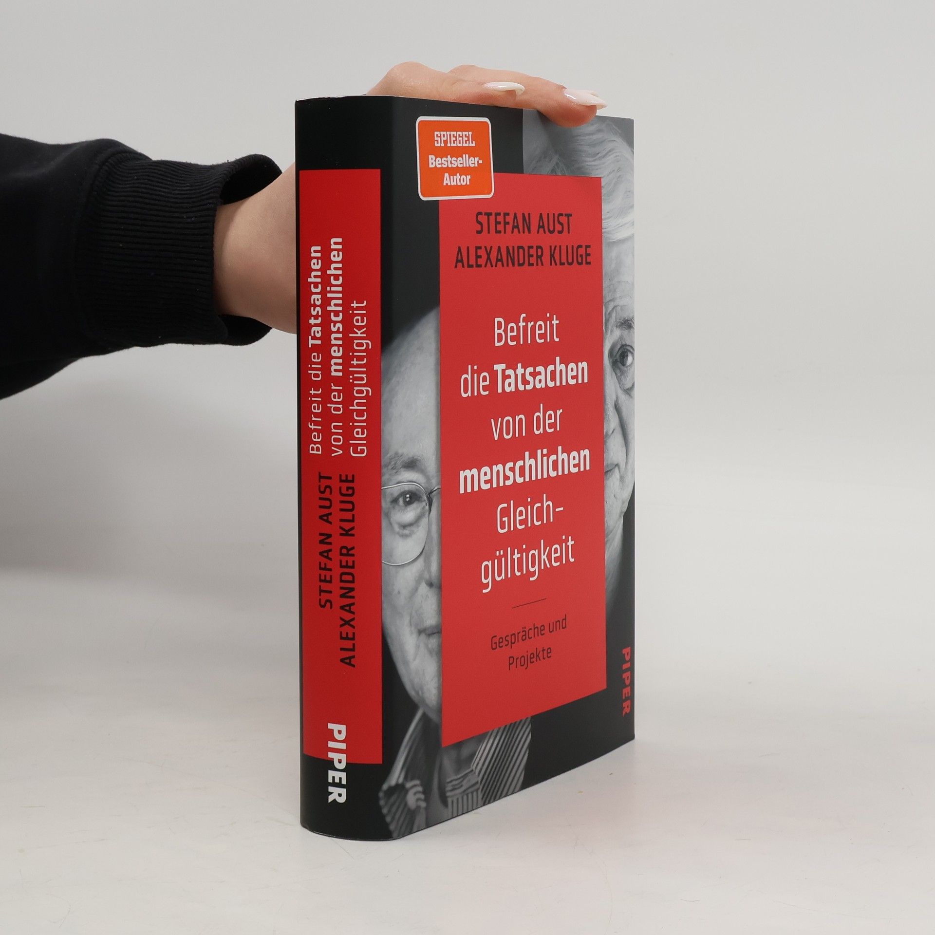 Stefan Aust Befreit die Tatsachen von ihrer menschlichen Gleichgültigkeit