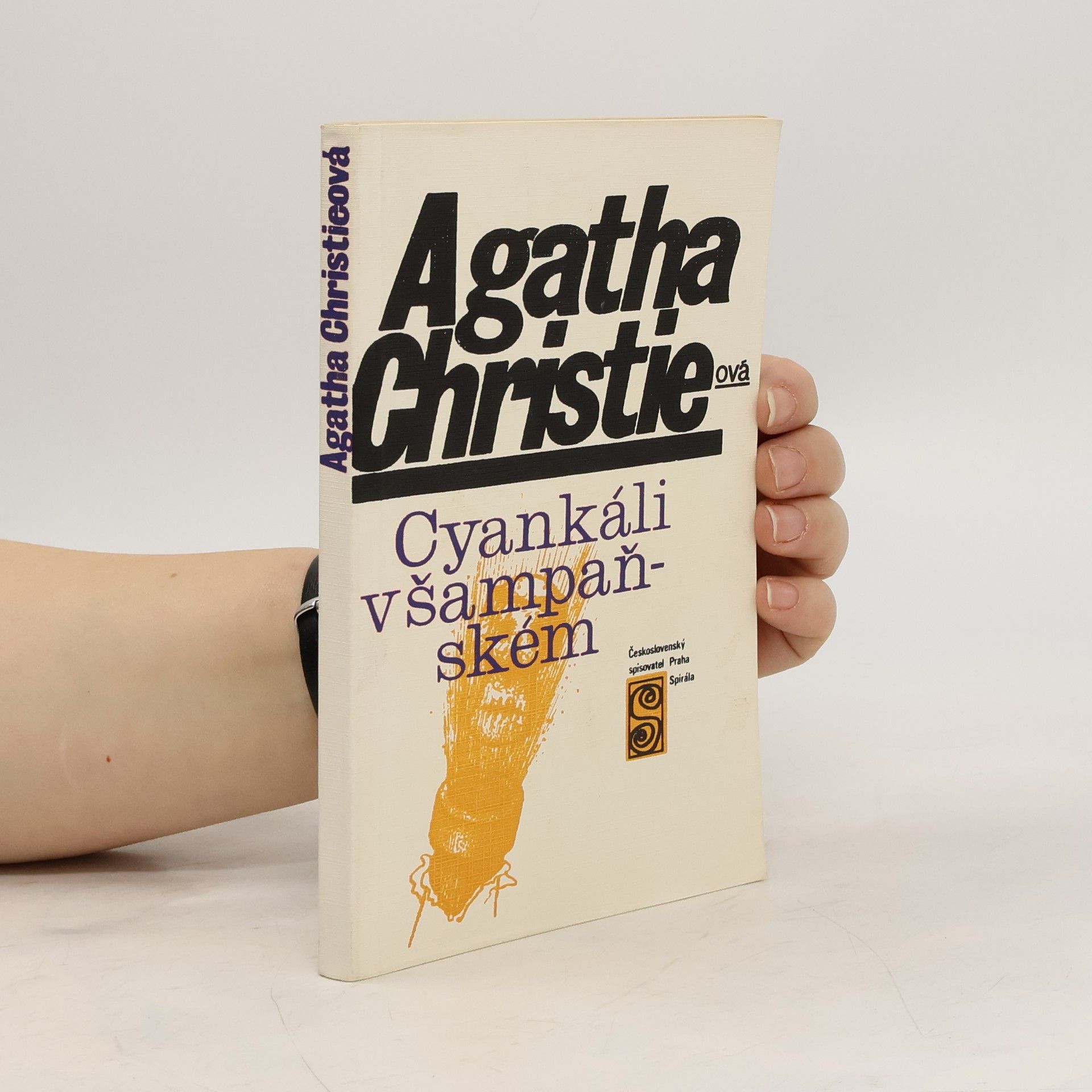 Agatha Christie Cyankáli v šampaňském