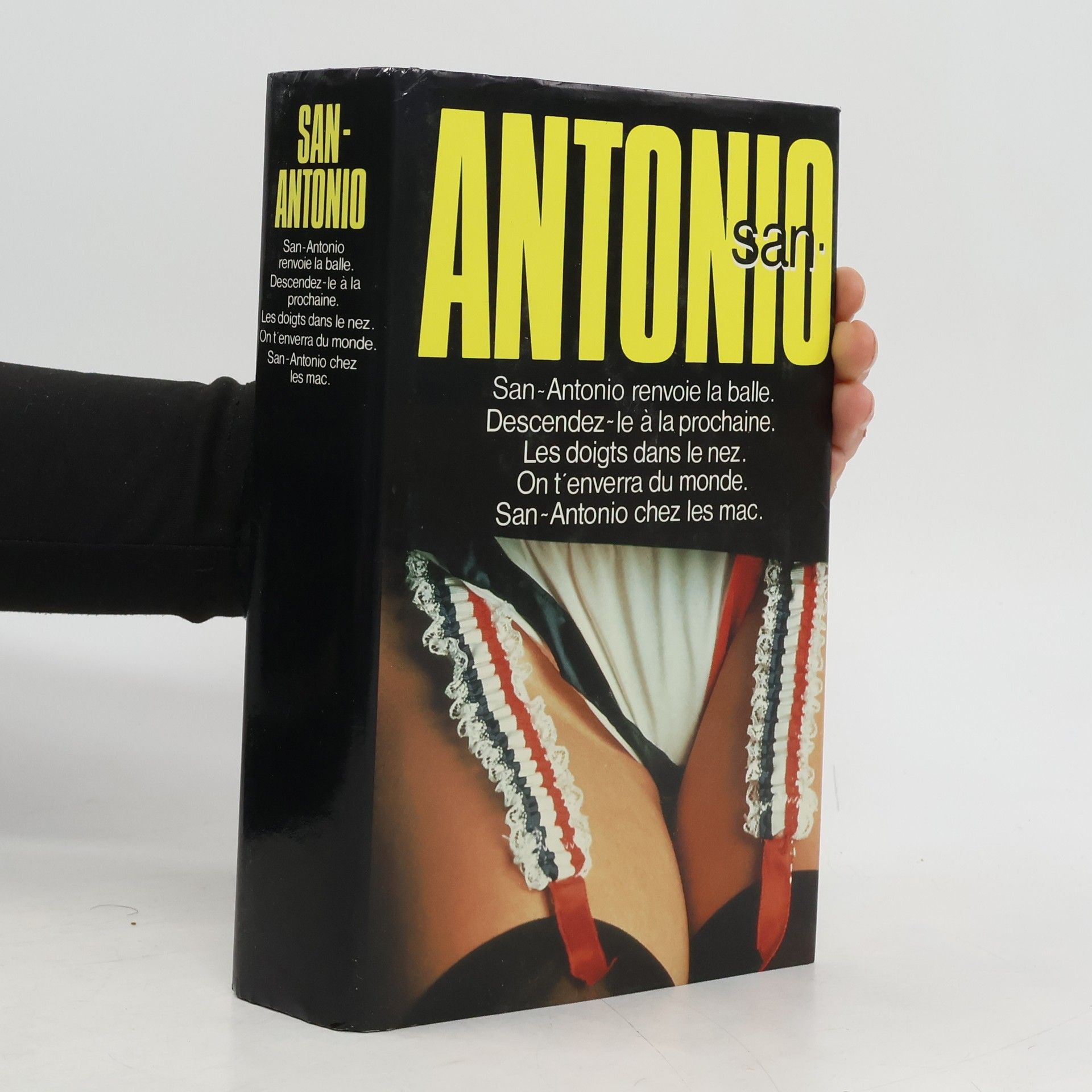 Dard Frédéric San Antonio renvoie la balle. Descendez-le à la prochaine. Les doigts dans le nez // On t'enverra du monde // San Antonio chez les macs