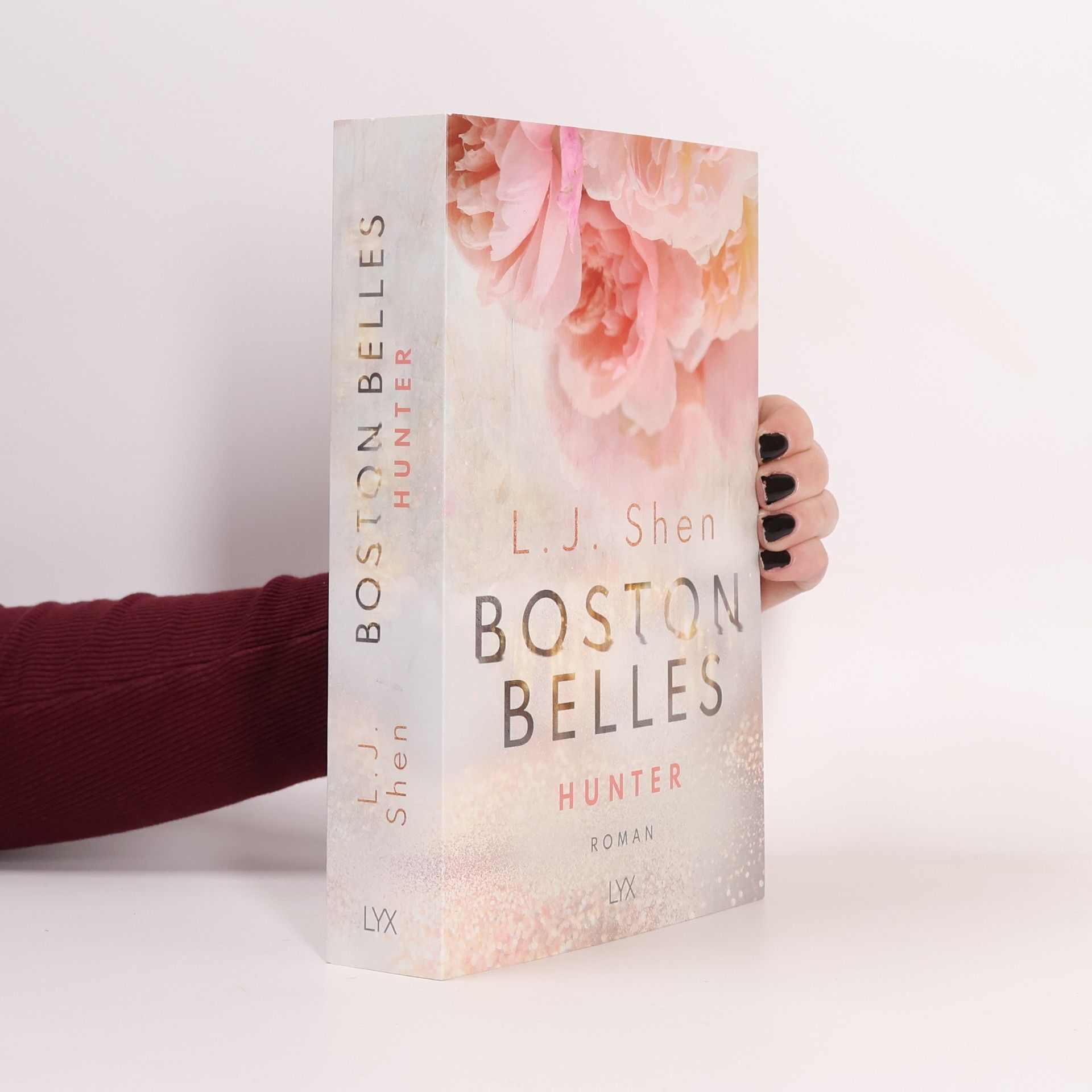 L. J. Shen Boston Belles - Hunter