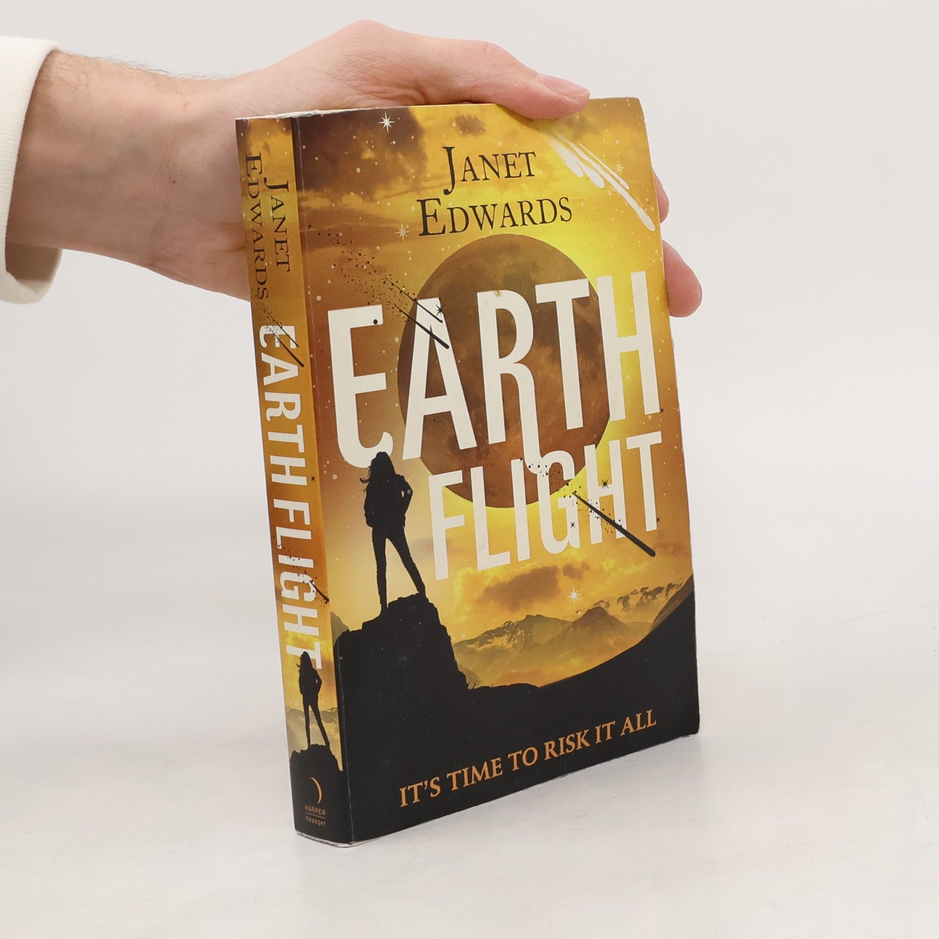 Janet Edwards Earth Flight
