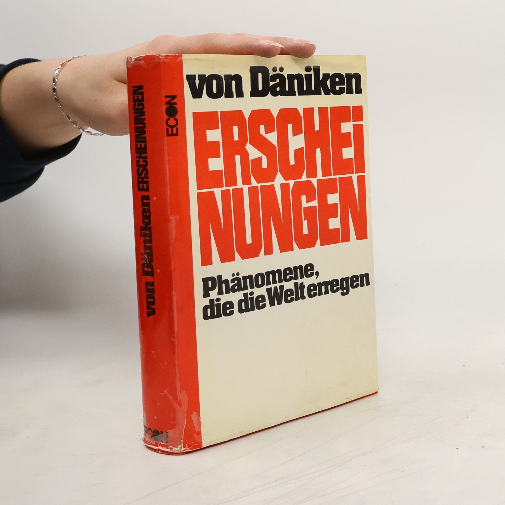 Erich von Däniken Erscheinungen. Phänomene die die Welt erregen