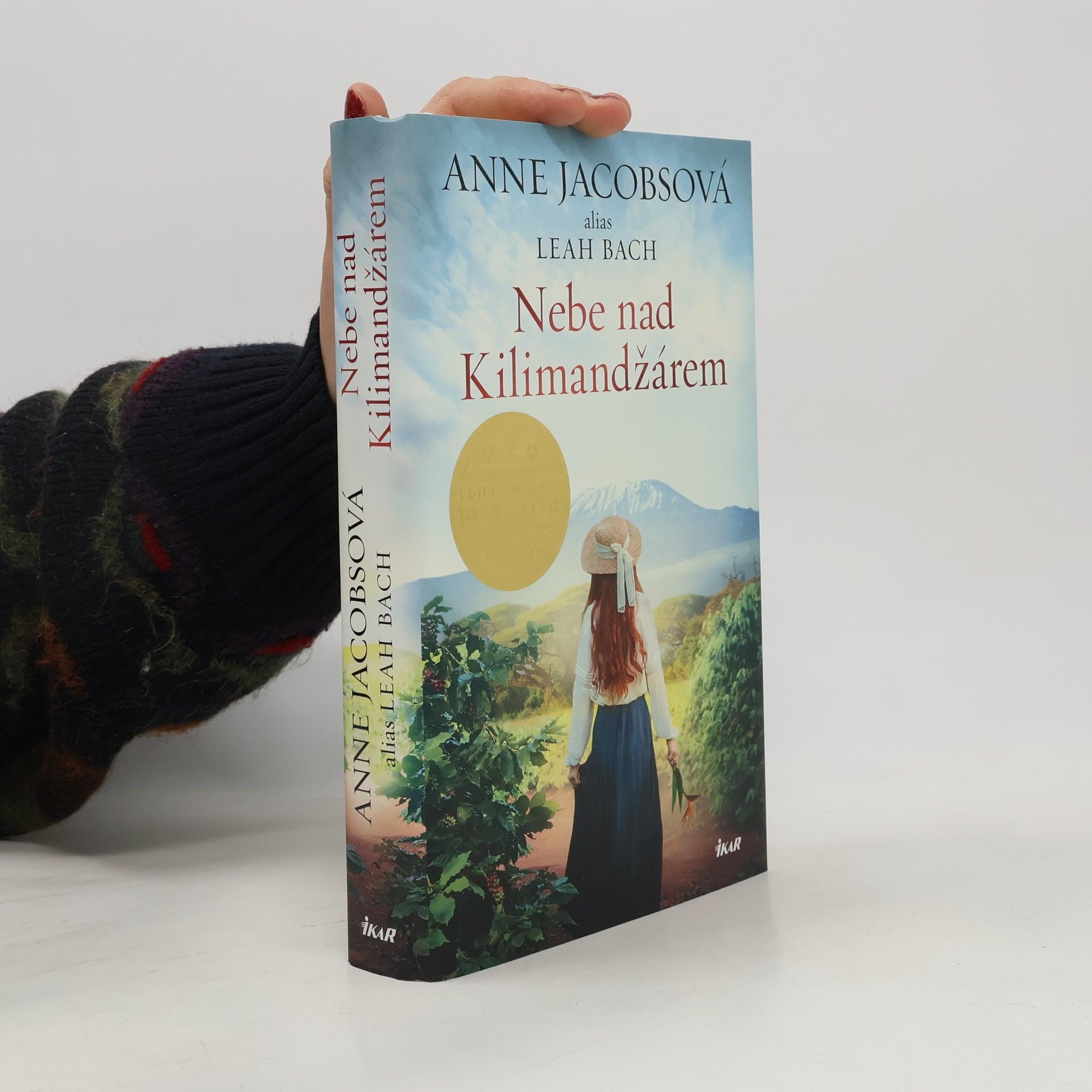 Anne Jacobs Nebe nad Kilimandžárem