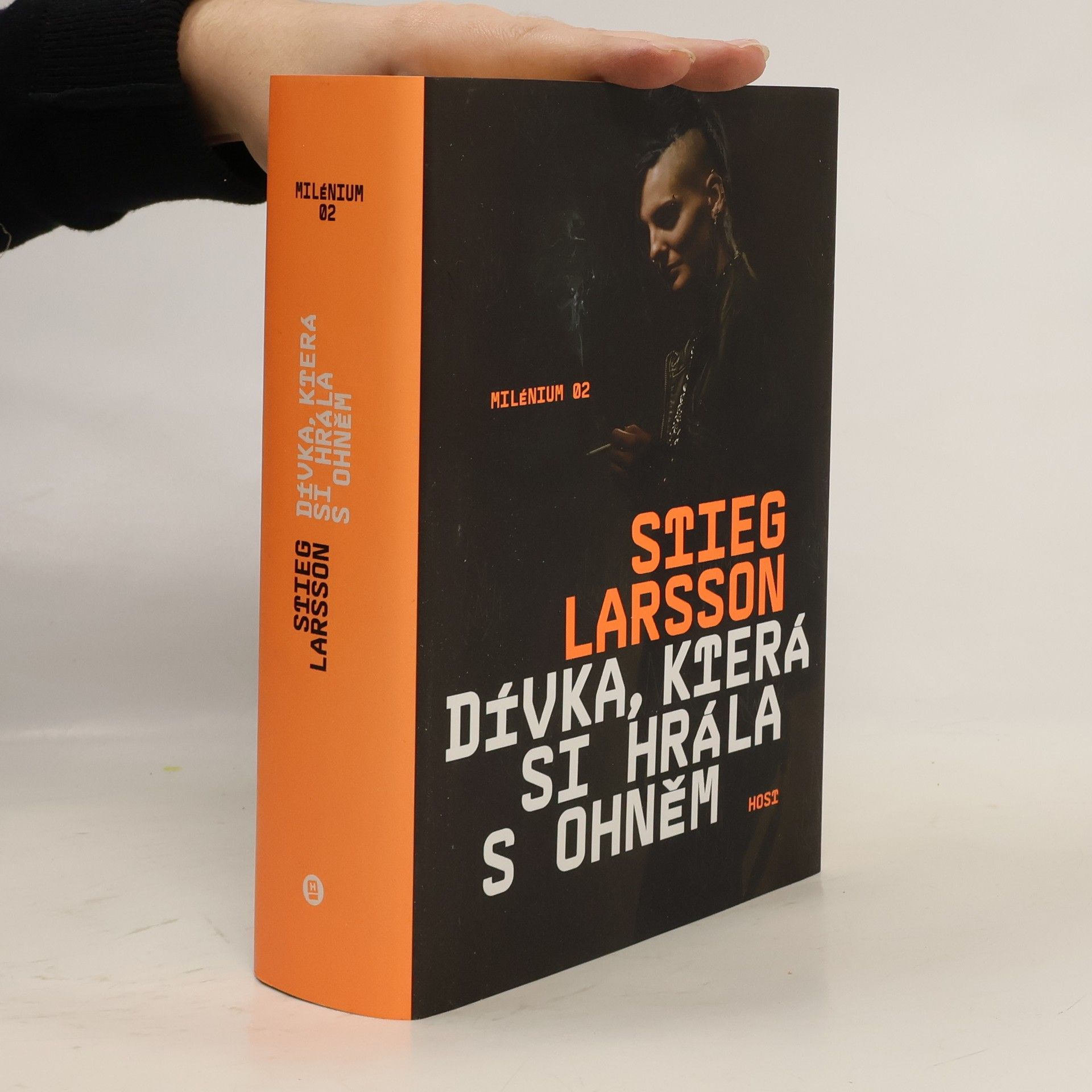 Stieg Larsson Dívka, která si hrála s ohněm