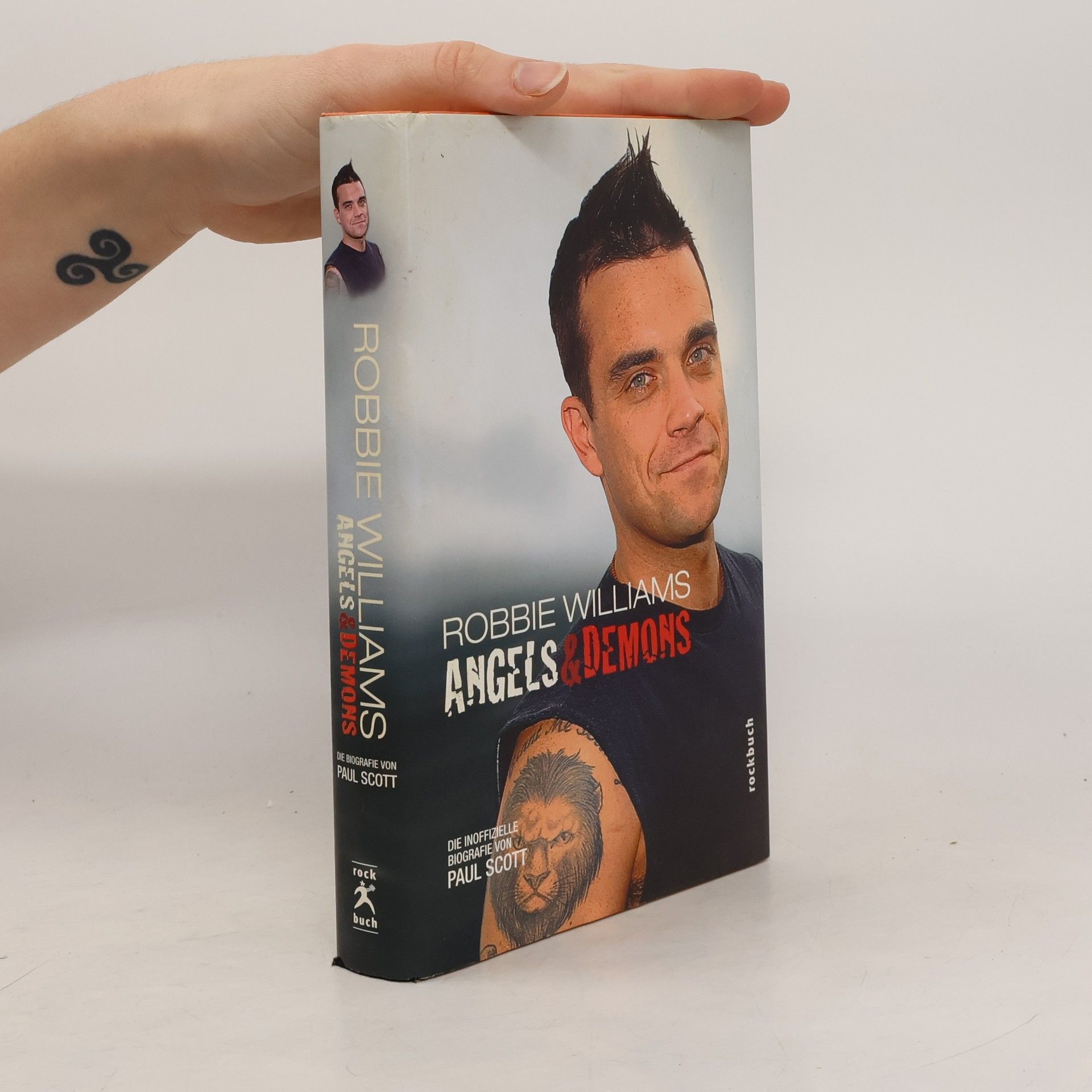 Paul Scott Robbie Williams - Angels & demons