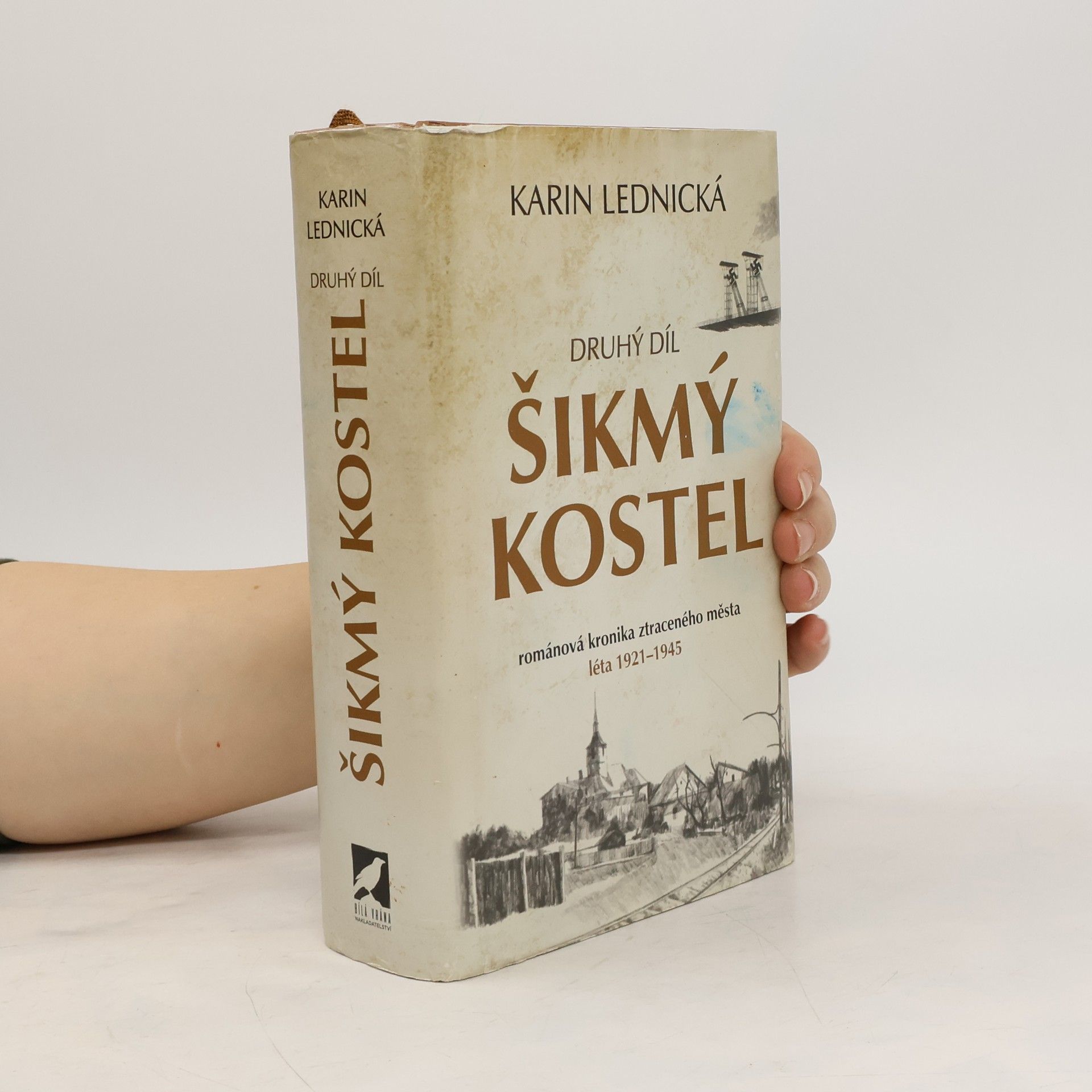 Karin Lednická Šikmý kostel 2