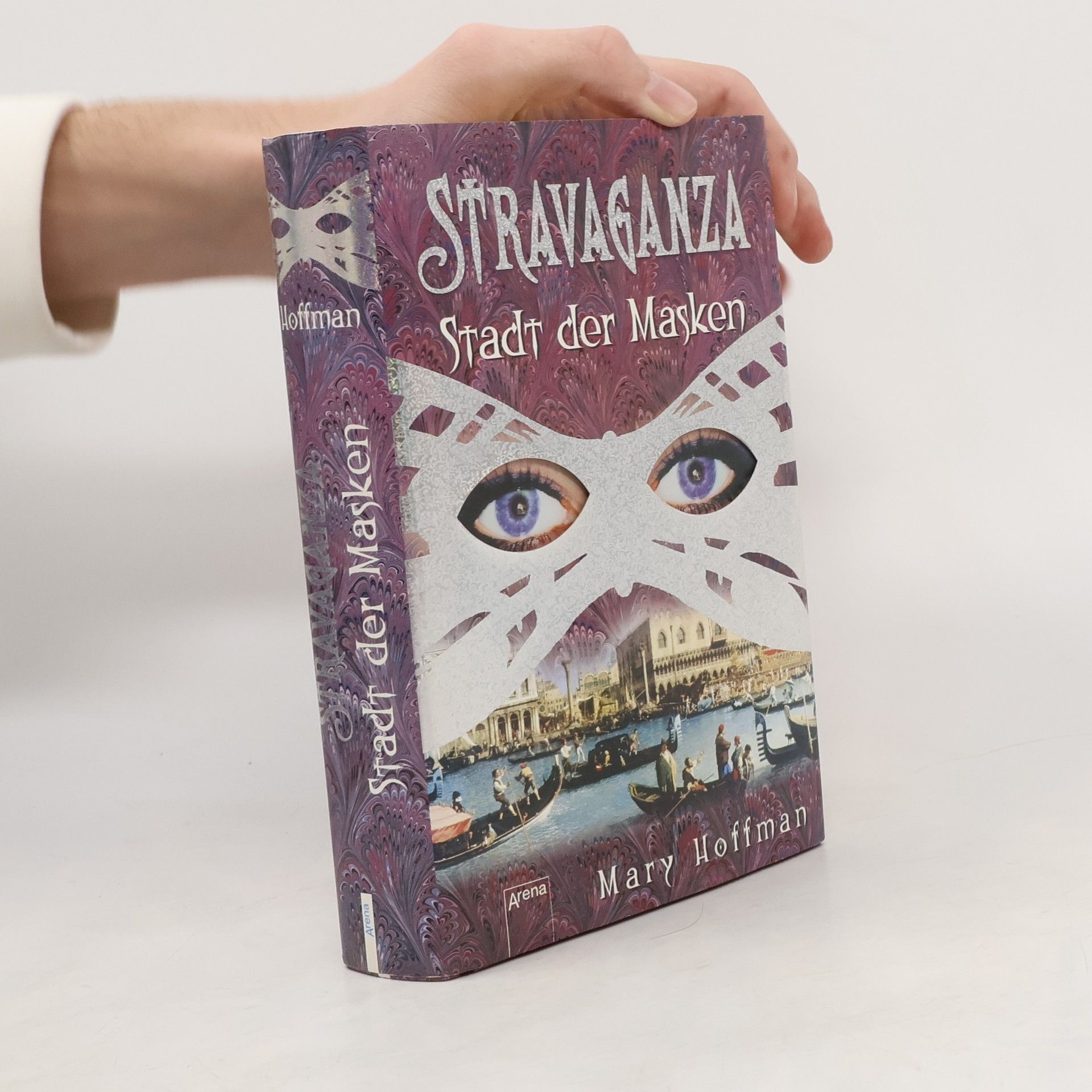 Mary Hoffman Stravaganza