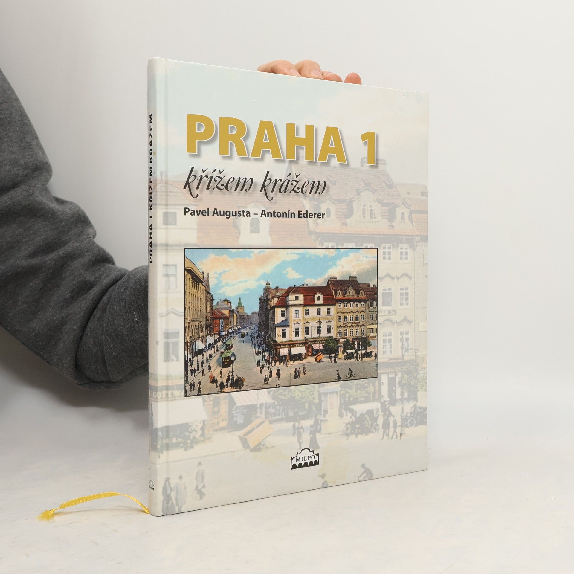 Pavel Augusta Praha 1 křížem krážem