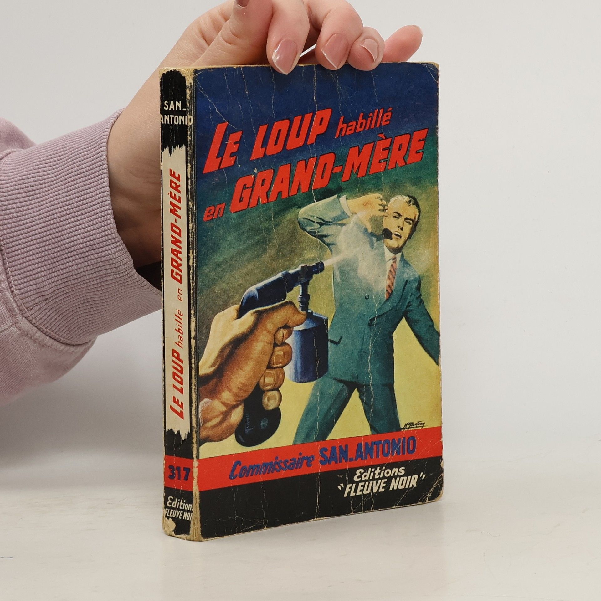 San-Antonio Le Loup habillé en grand-mère