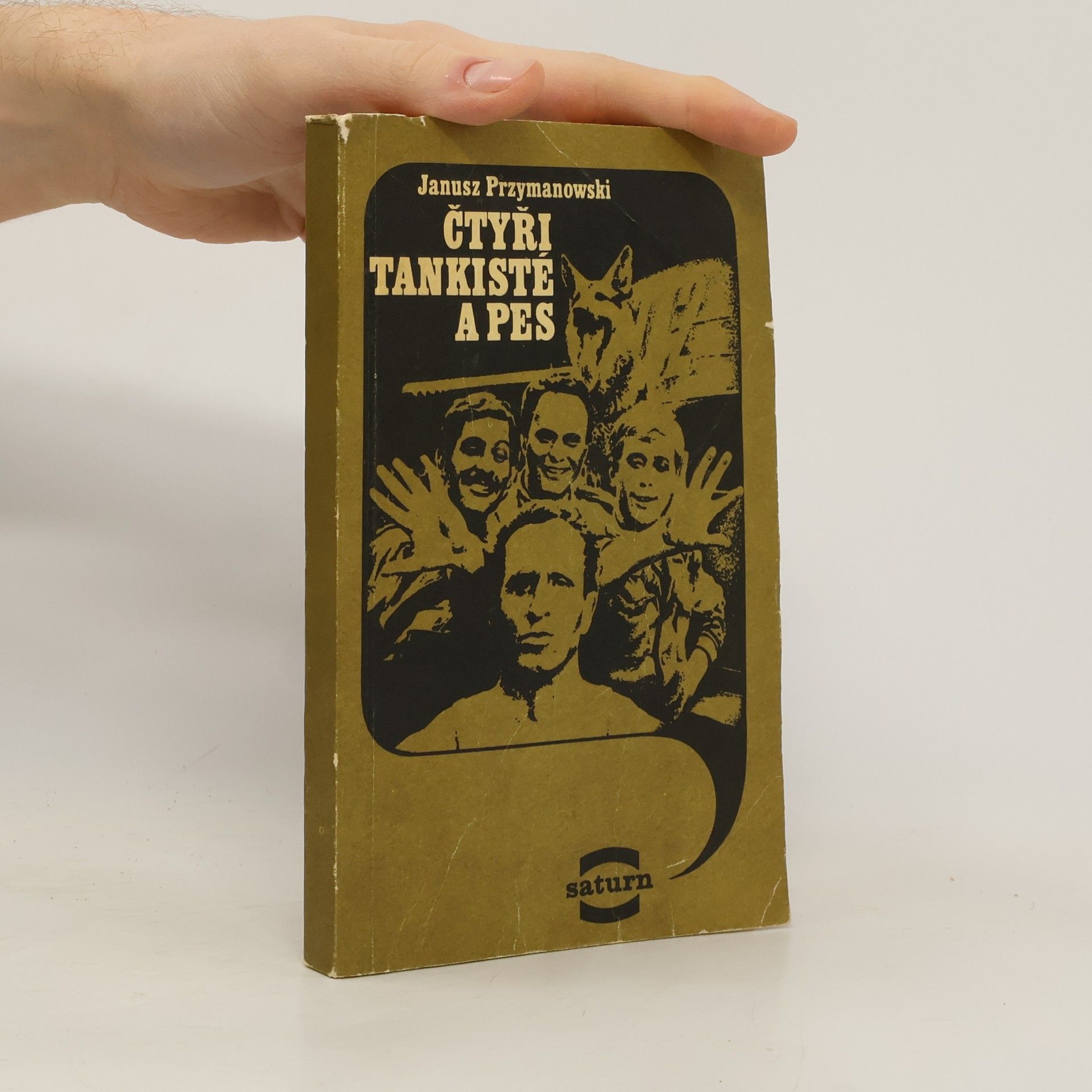 Janusz Przymanowski Čtyři tankisté a pes