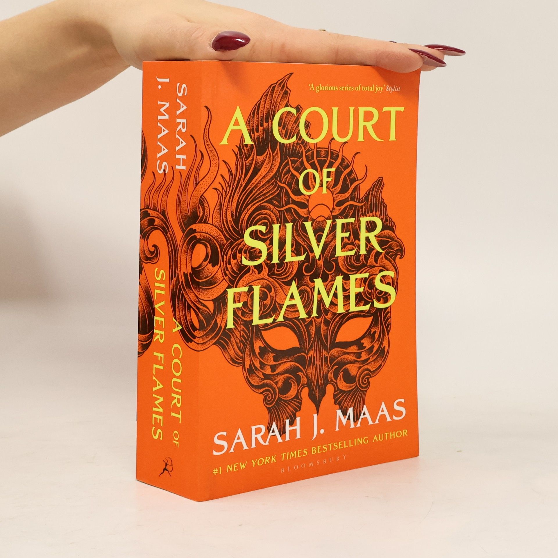 Sarah J. Maas A Court of Silver Flames