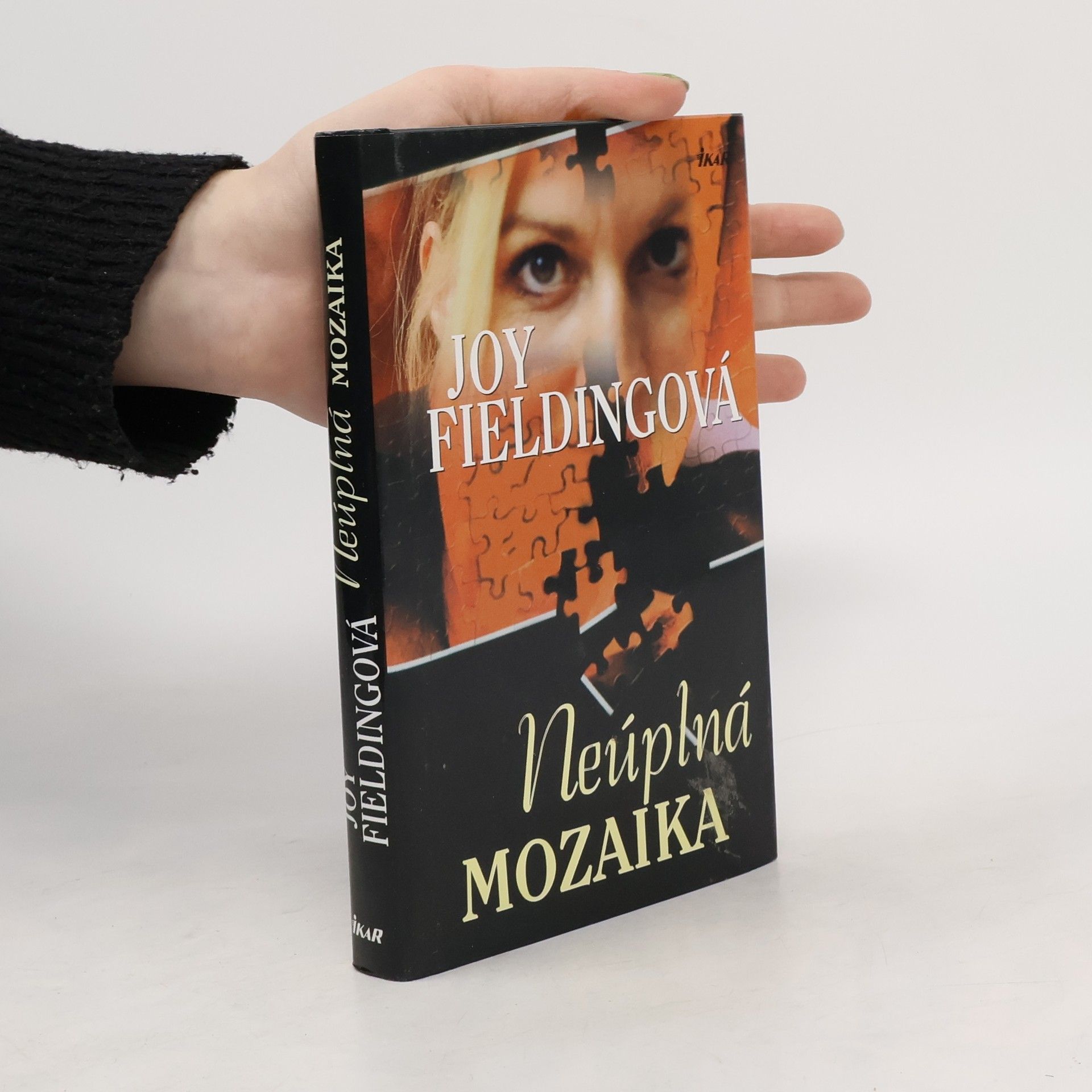 Joy Fielding Neúplná mozaika