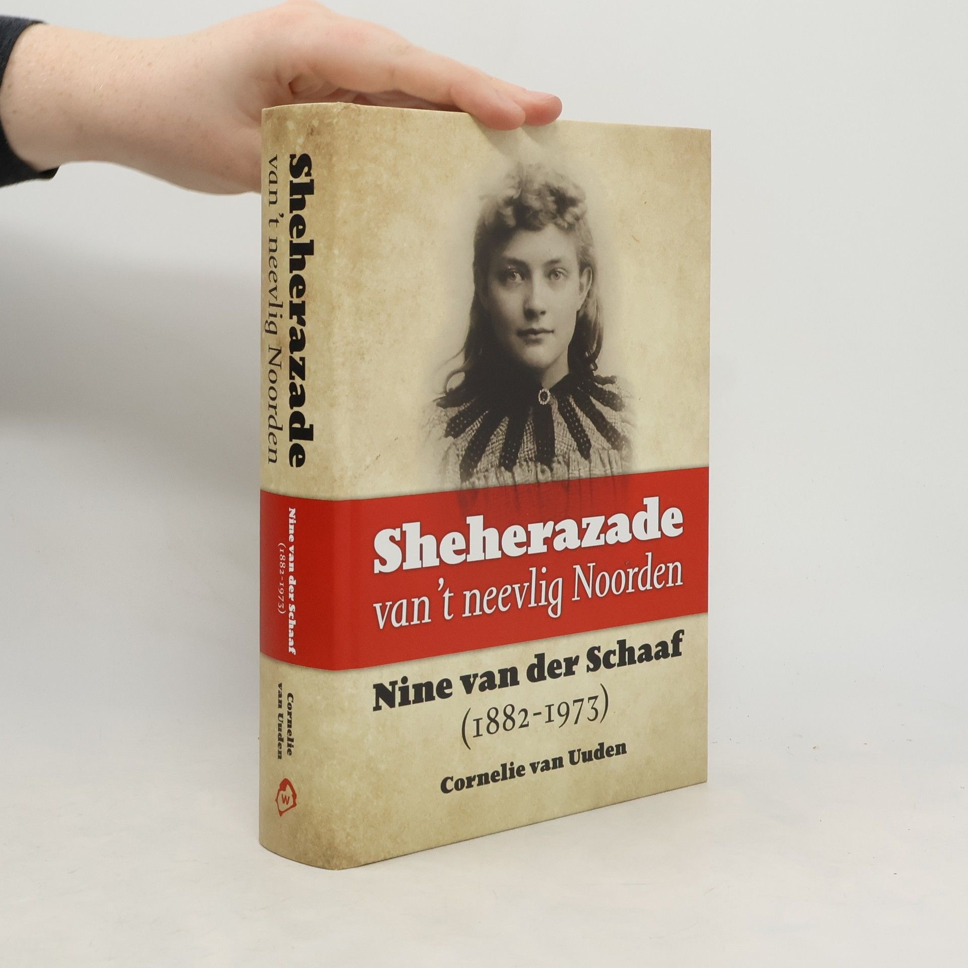 Cornelie van Uuden Sheherazade van 't neevlig Noorden. Nine van der Schaaf (1882-1973)