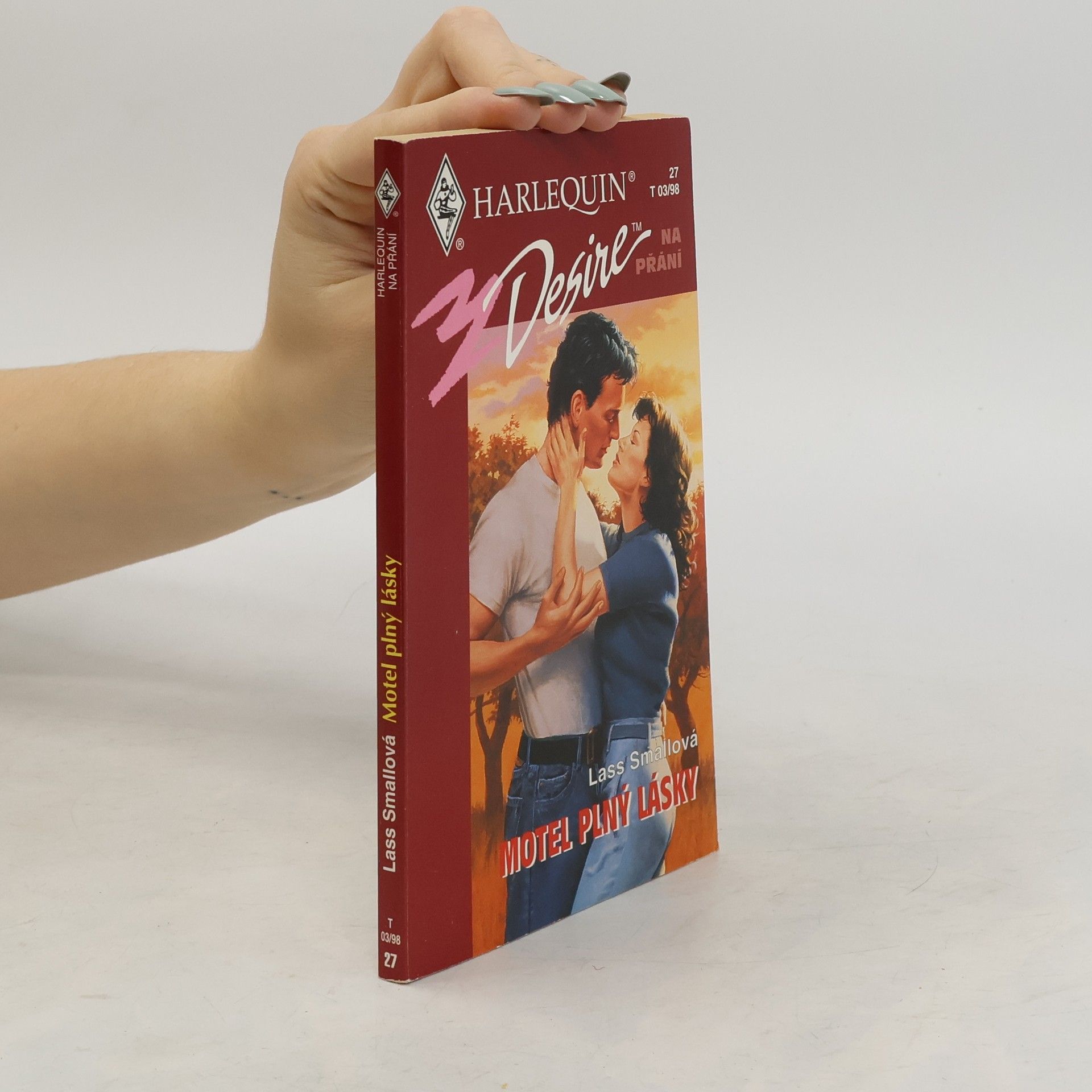 Lass Small Motel plný lásky