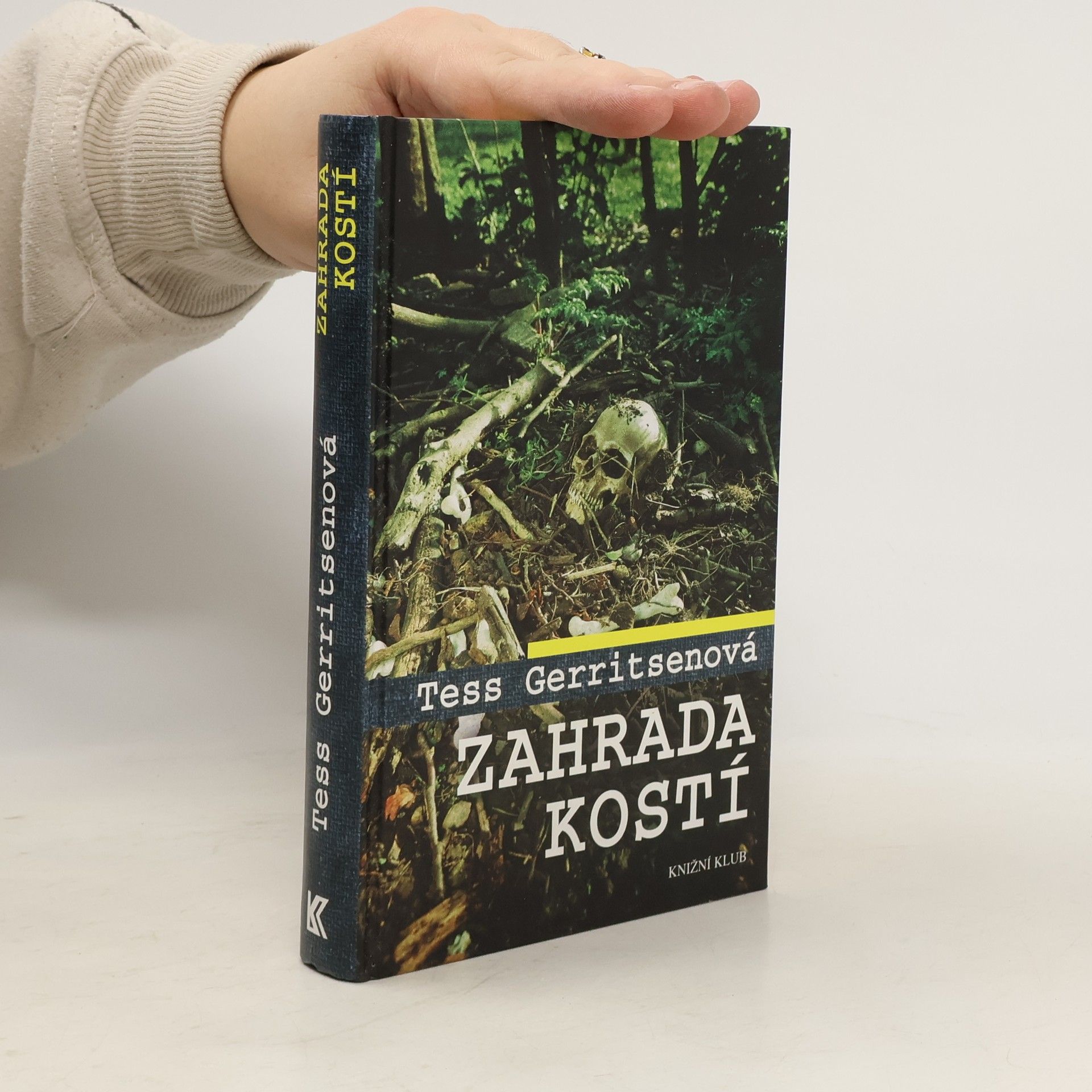 Tess Gerritsen Zahrada kostí
