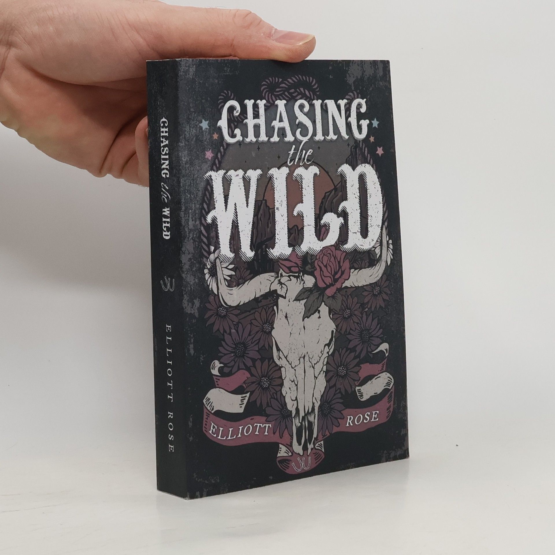 Elliott Rose Crimson Ridge - 1: Chasing the Wild