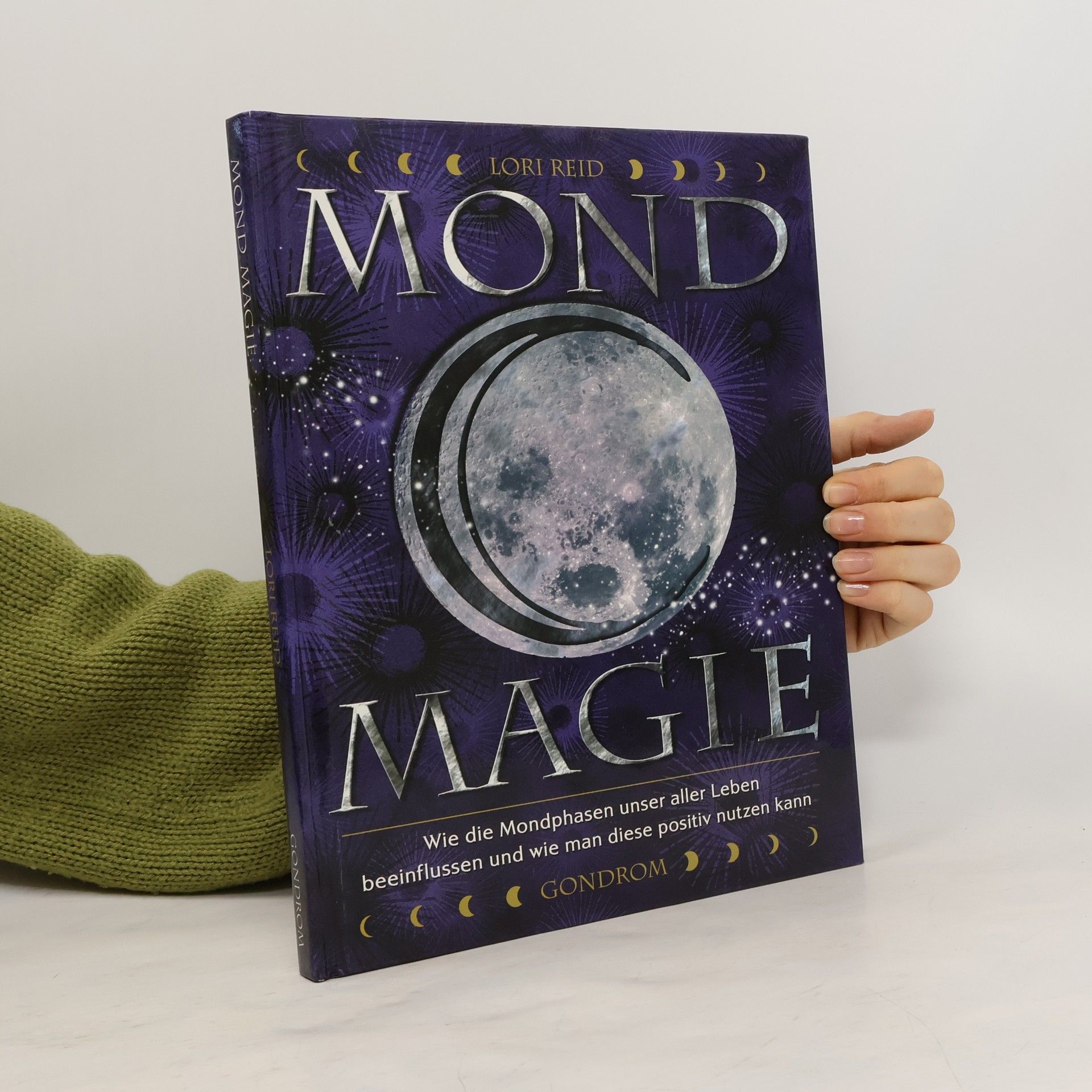 Lori Reid Mond-Magie