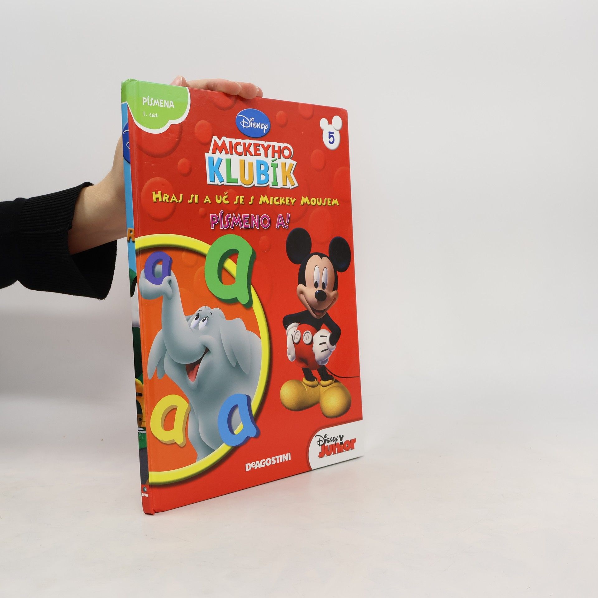Kolektiv autorů Mickeyho klubík. Hraj si a uč se s Mickey Mousem 5. Písmeno A!