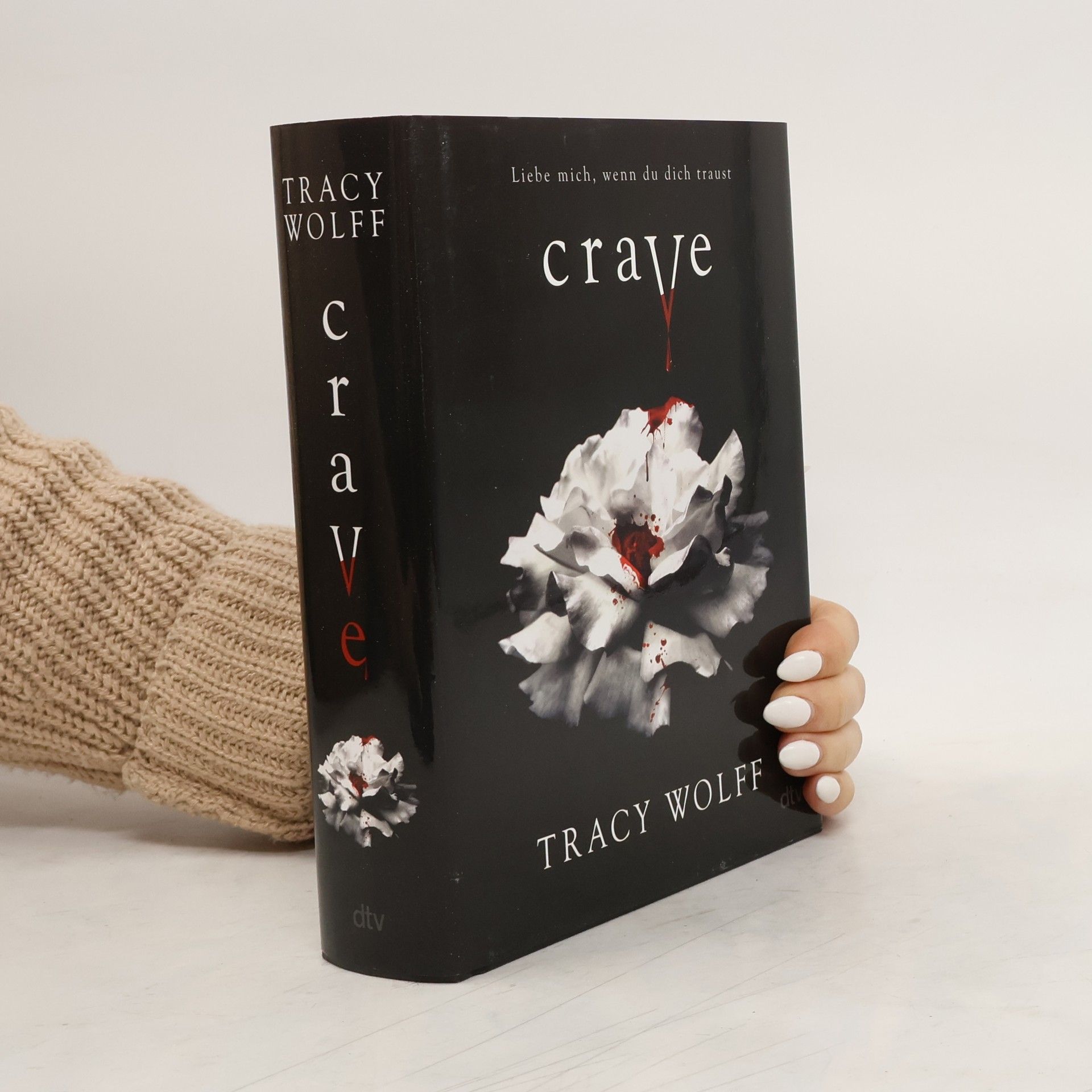 Tracy Wolff Crave