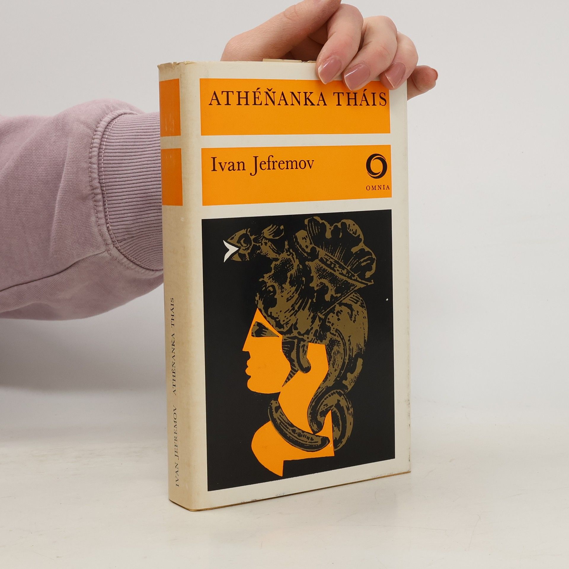 Ivan Yefremov Athéňanka Tháis