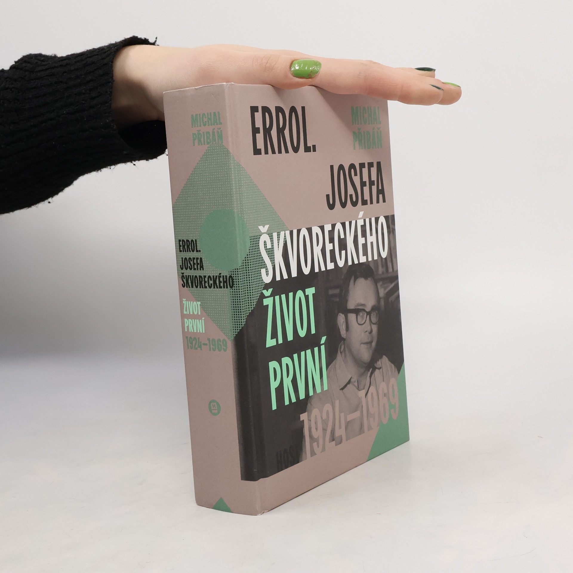 Errol. Josefa Škvoreckého život první, 1924–1969