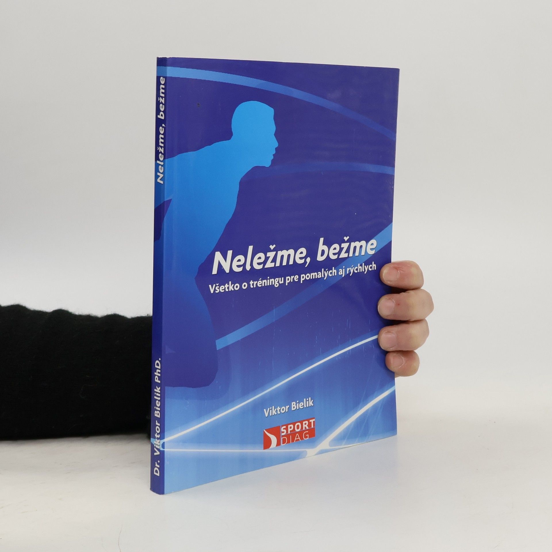 Neležme, bežme
