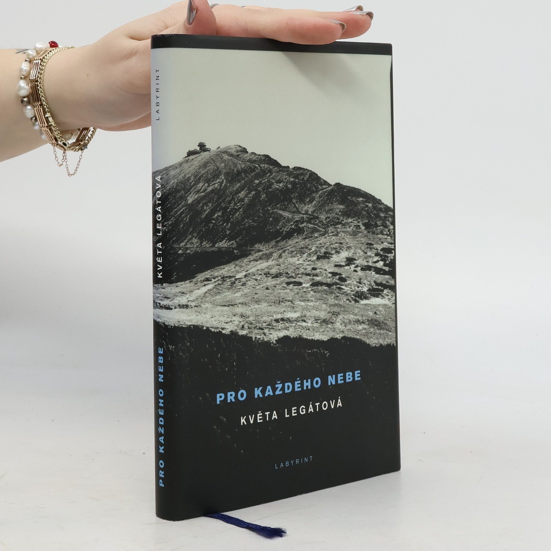 Květa Legátová Pro každého nebe