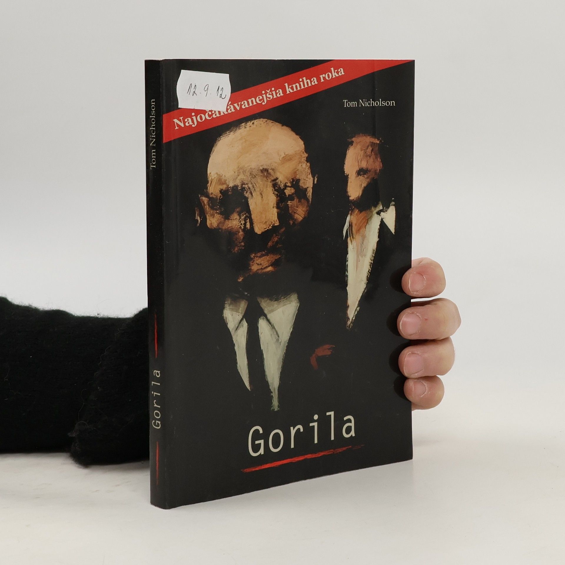 Tom Nicholson Gorila