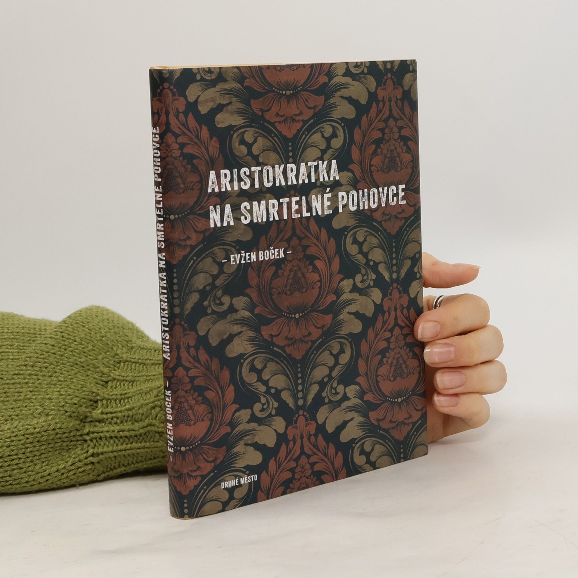 Aristokratka na smrtelné pohovce