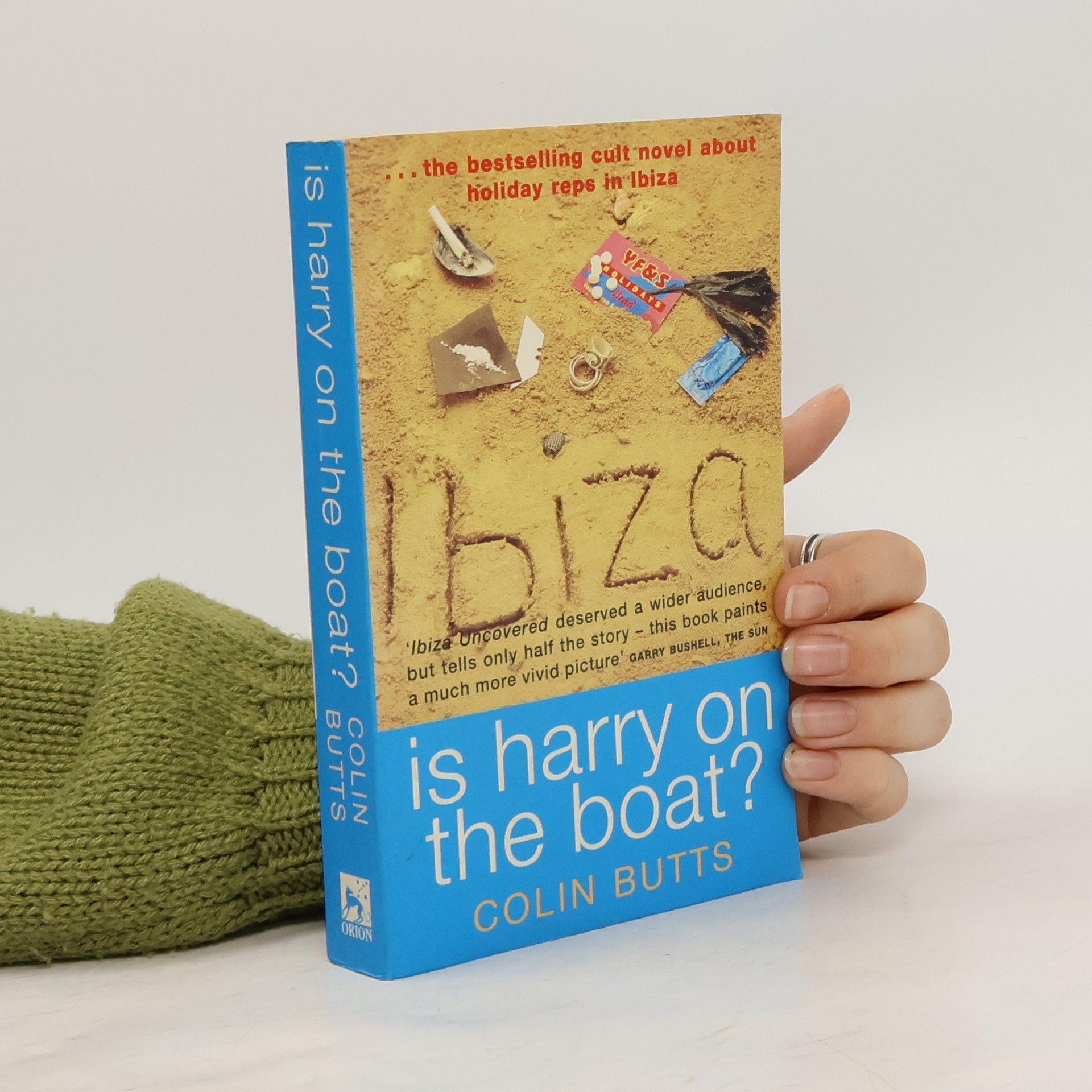 Colin Butts Is Harry on the Boat?