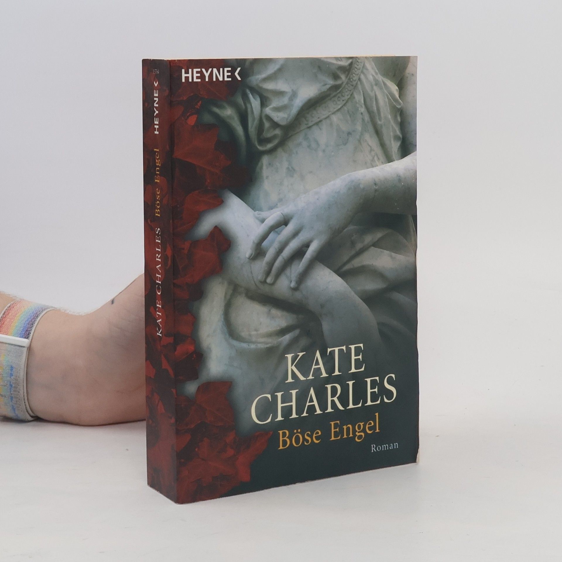 Kate Charles Böse Engel