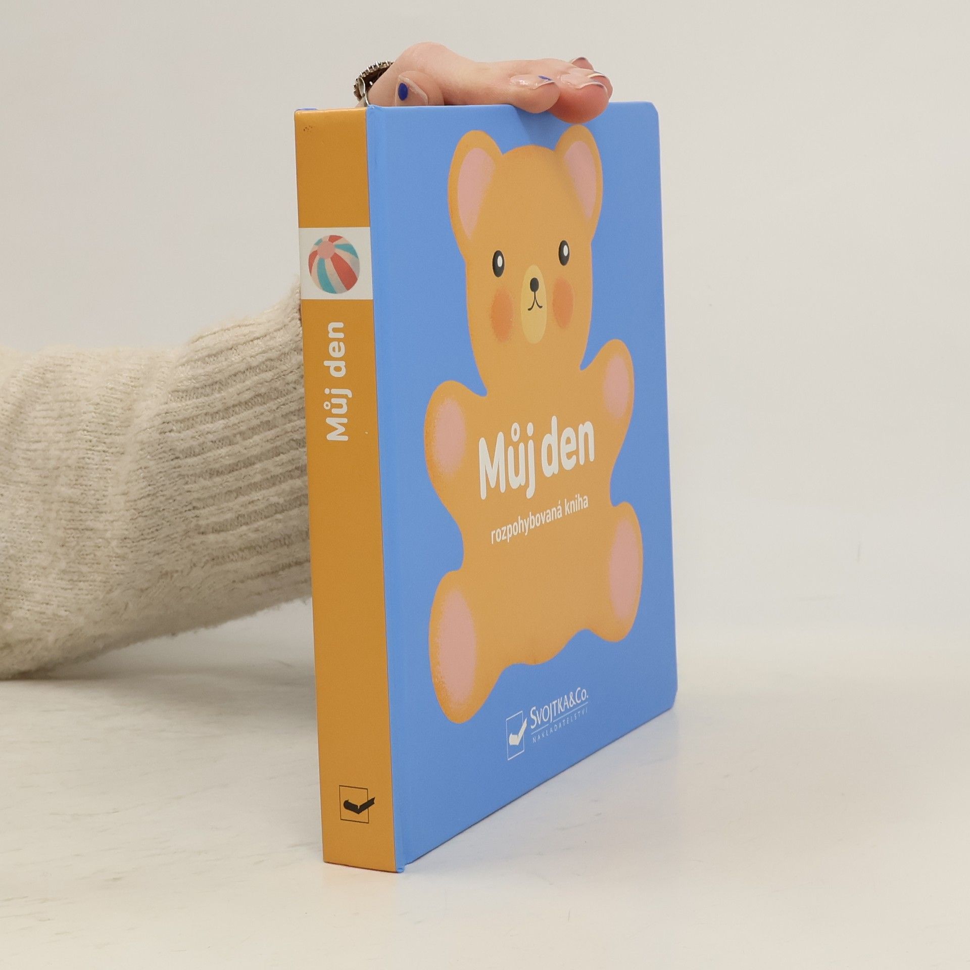 Kolektív autorov Můj den - rozpohybovaná kniha