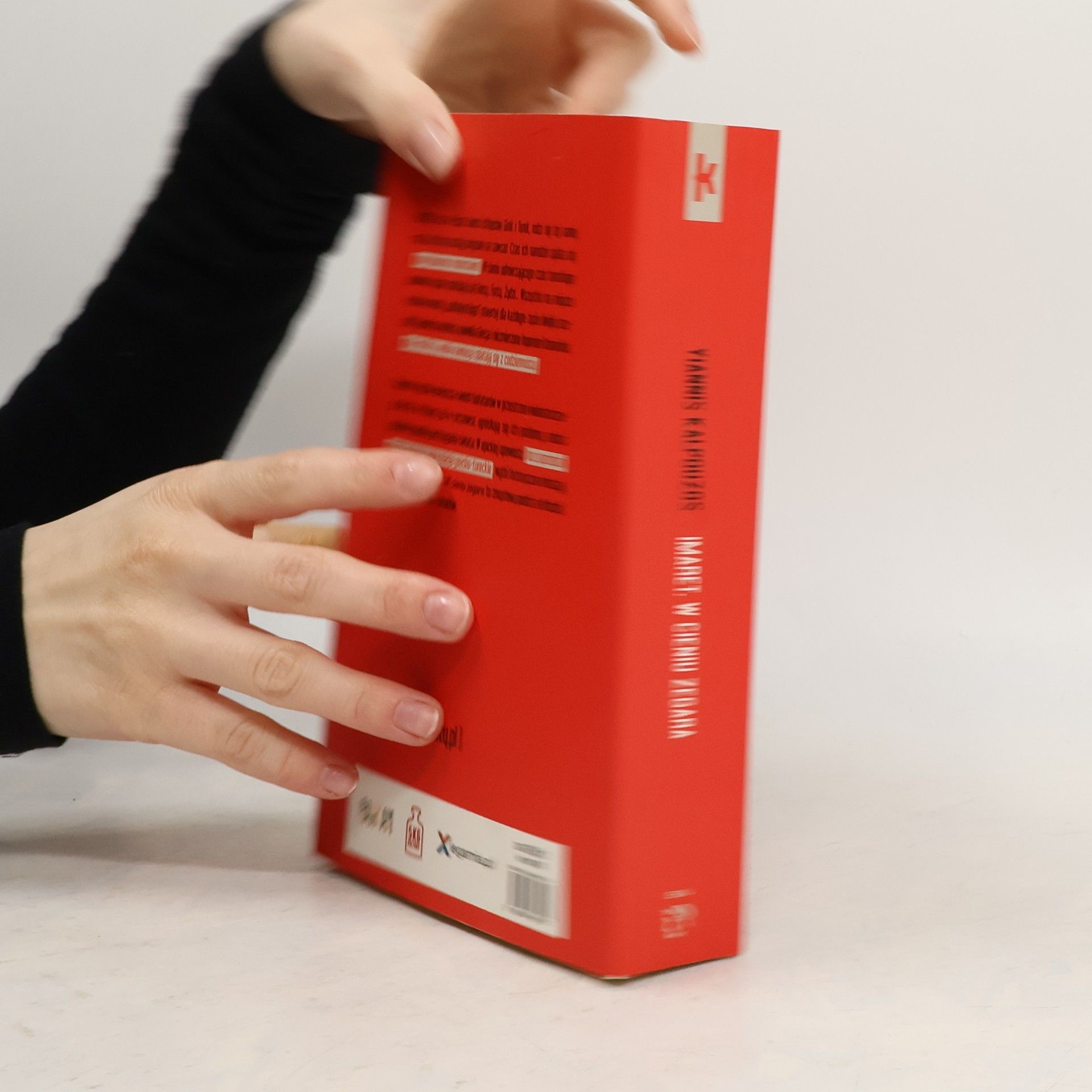 Yiannis Kalpouzos Imaret. W cieniu zegara