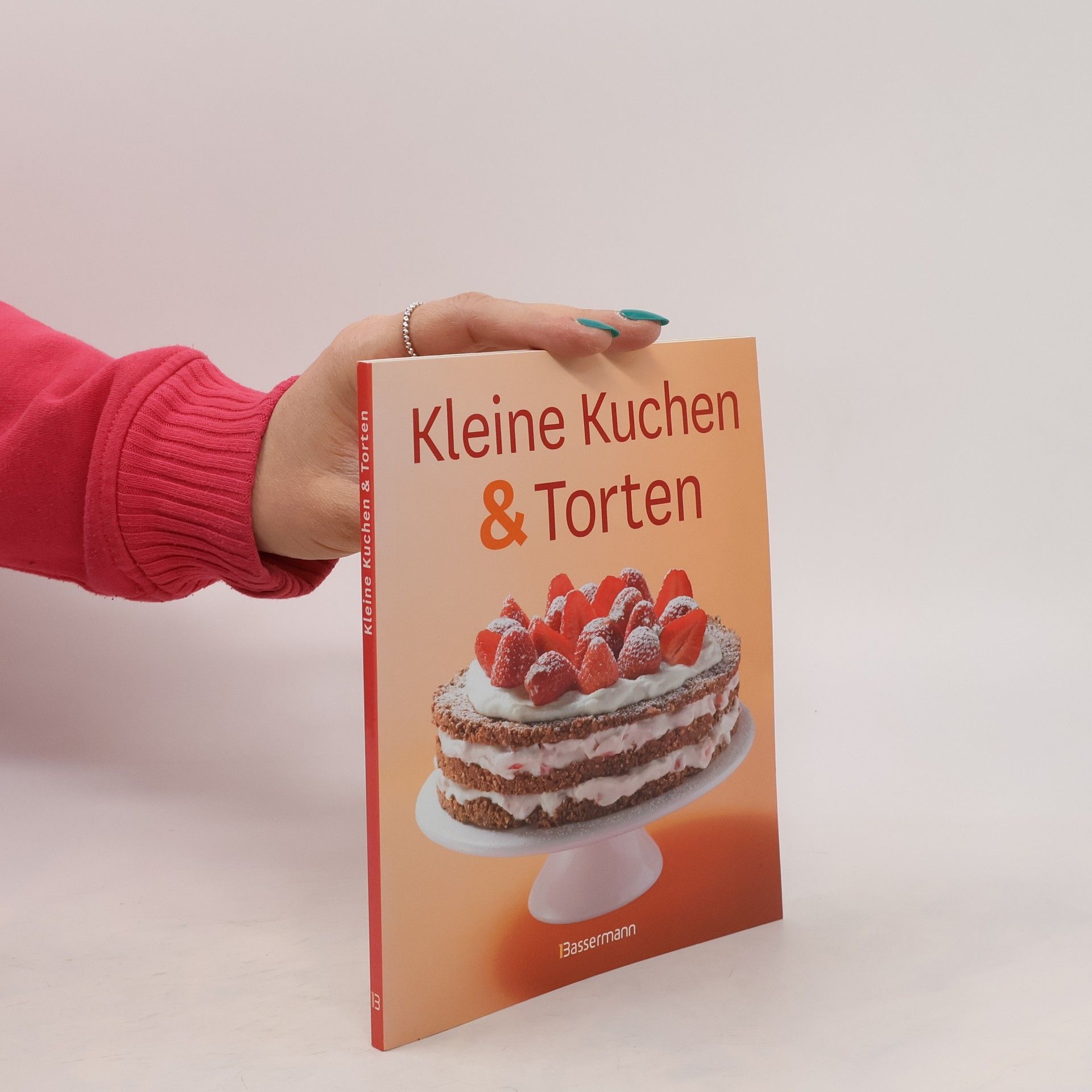AA.VV. Kleine Kuchen & Torten