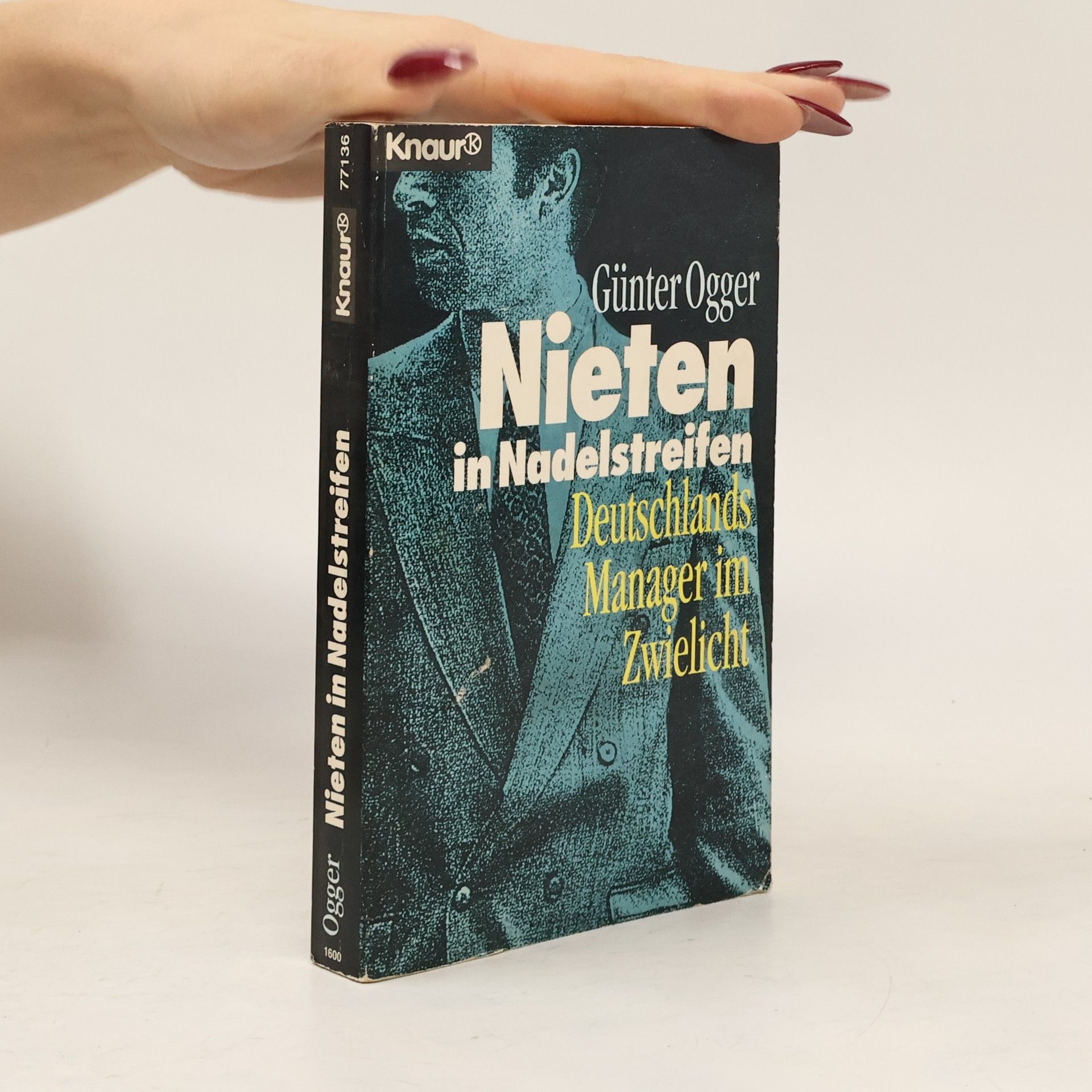 Nieten in Nadelstreifen