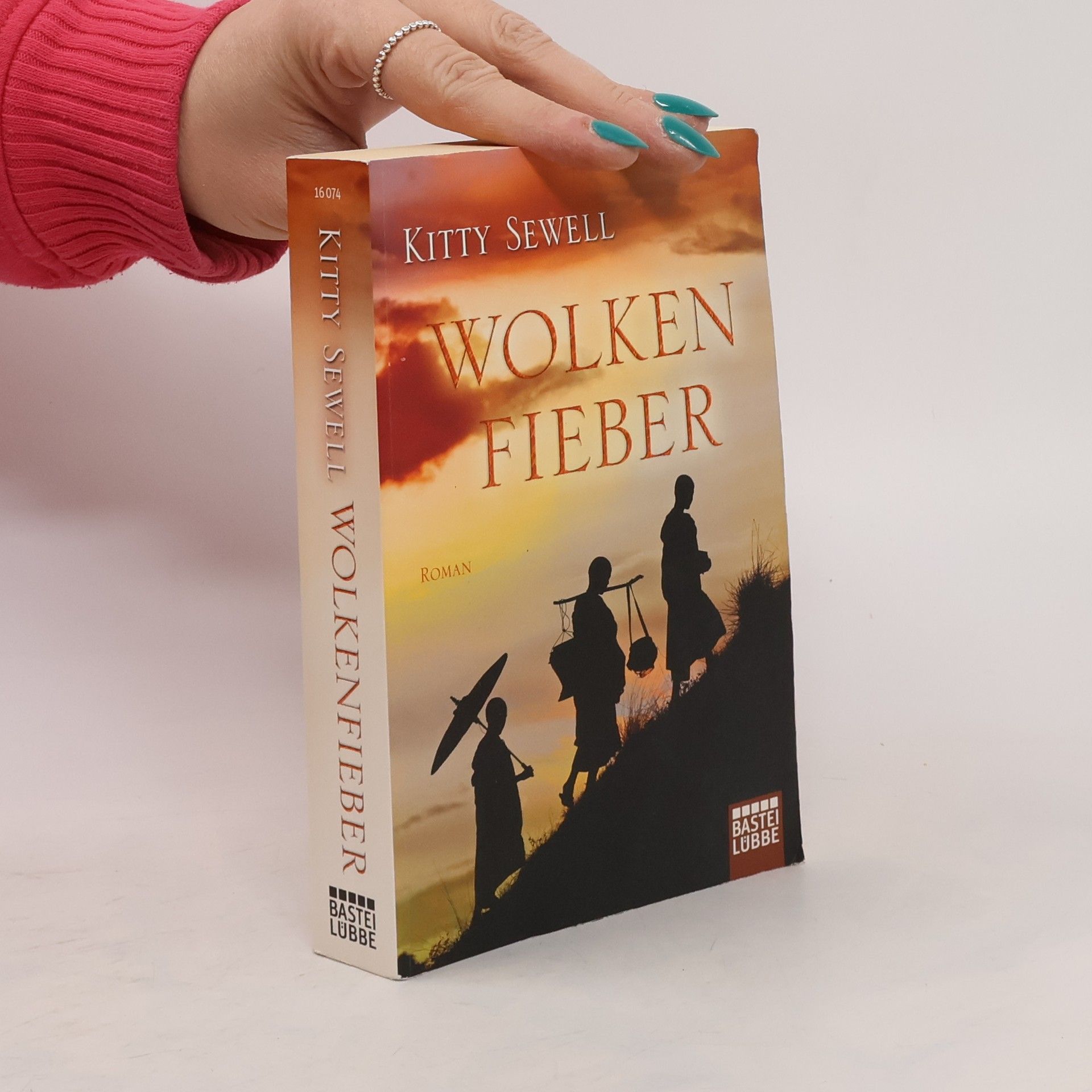 Kitty Sewell Wolkenfieber